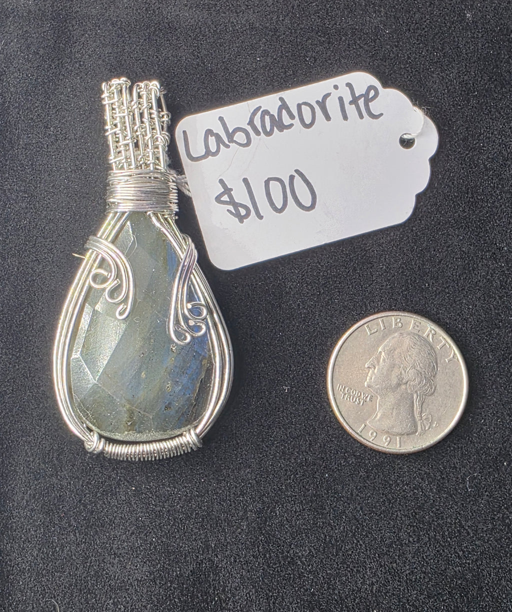 Blue Flash Labradorite Pendant