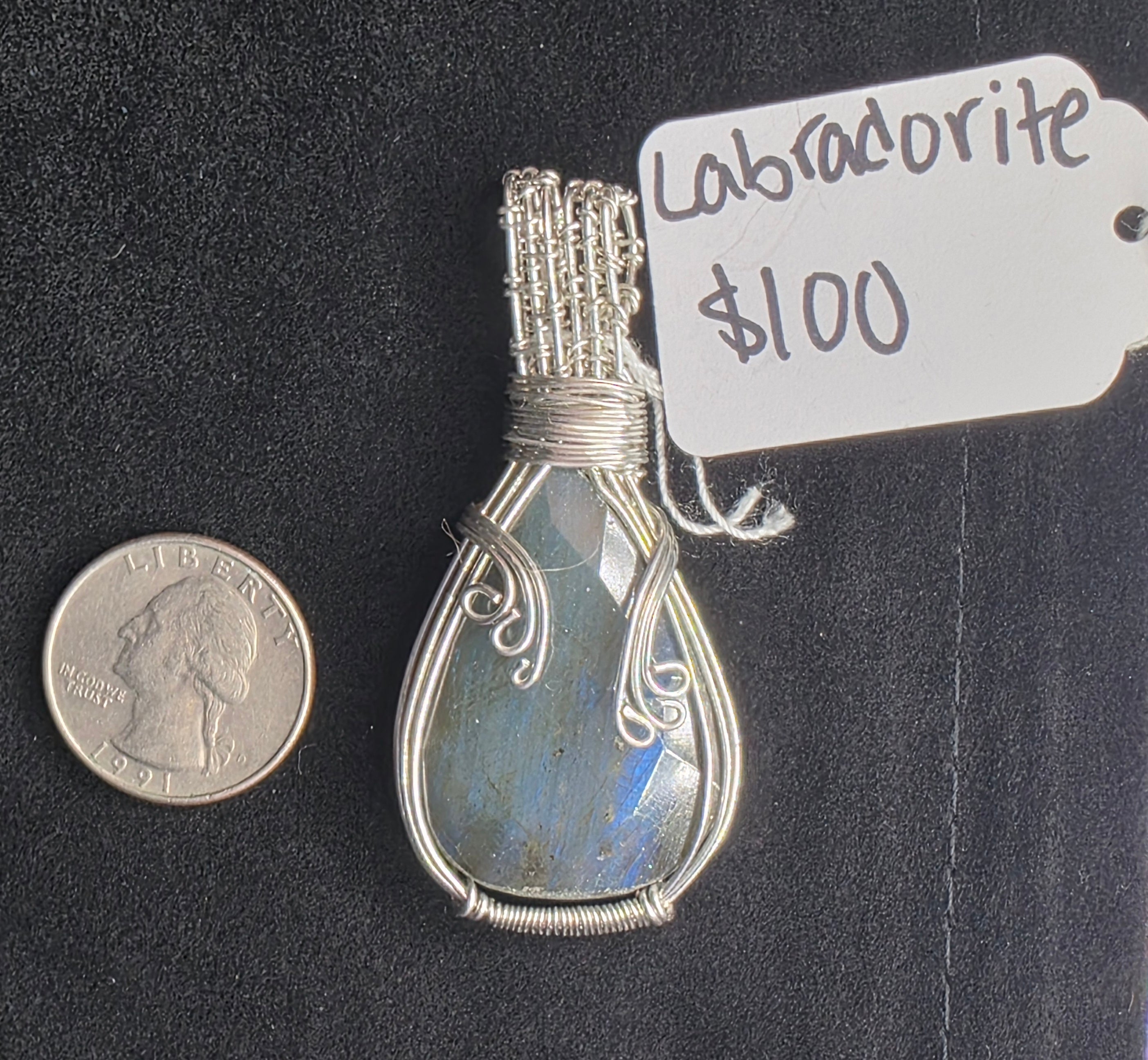 Blue Flash Labradorite Pendant