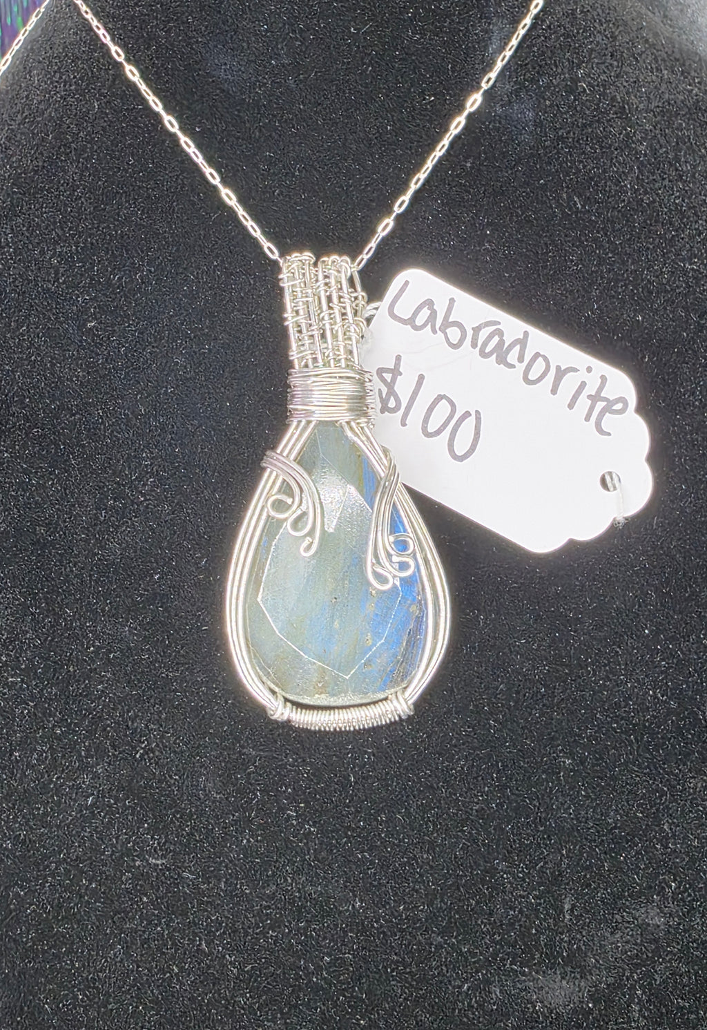 Blue Flash Labradorite Pendant