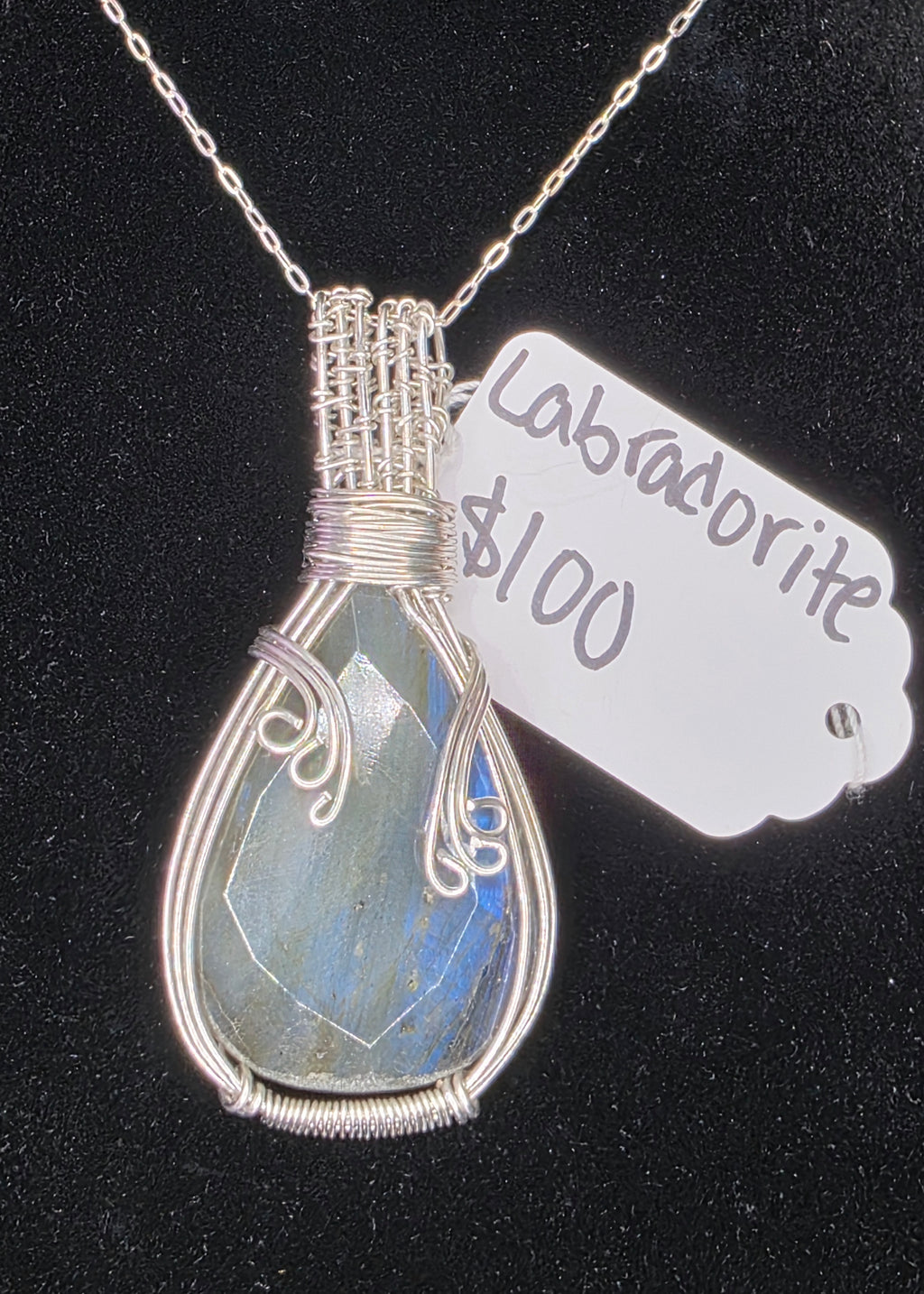 Blue Flash Labradorite Pendant