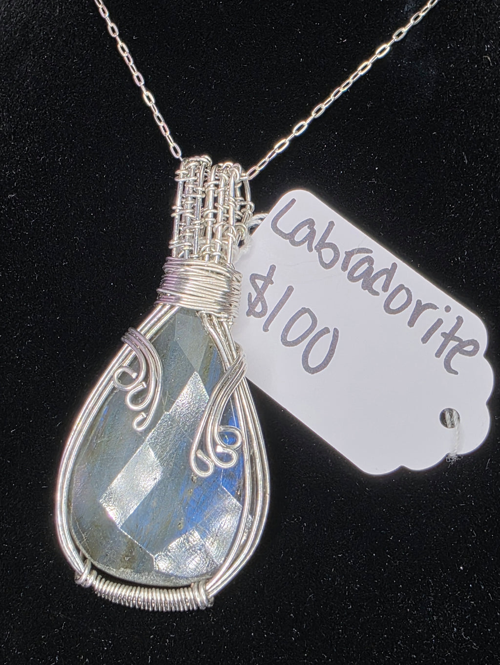 Blue Flash Labradorite Pendant