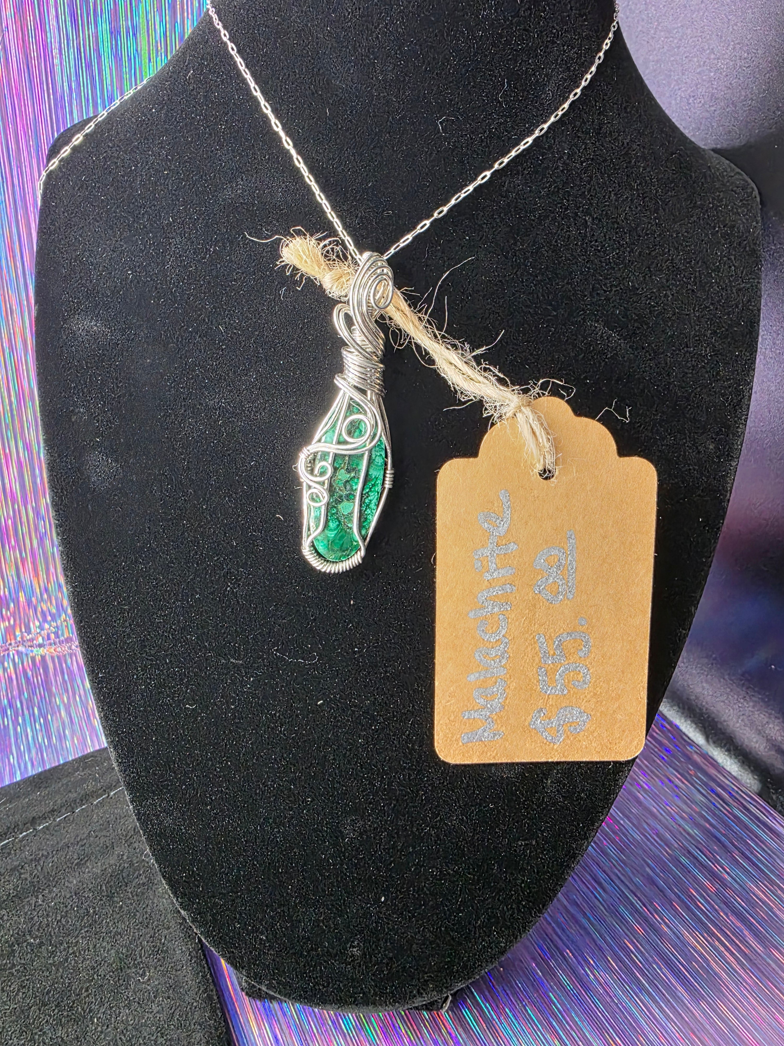 Malachite Mini Oval Pendant