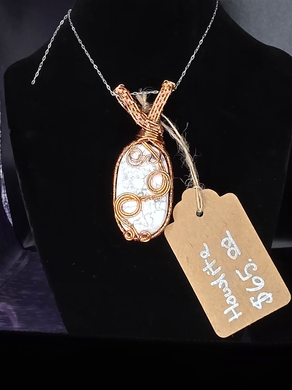 Howlite Oval Pendant