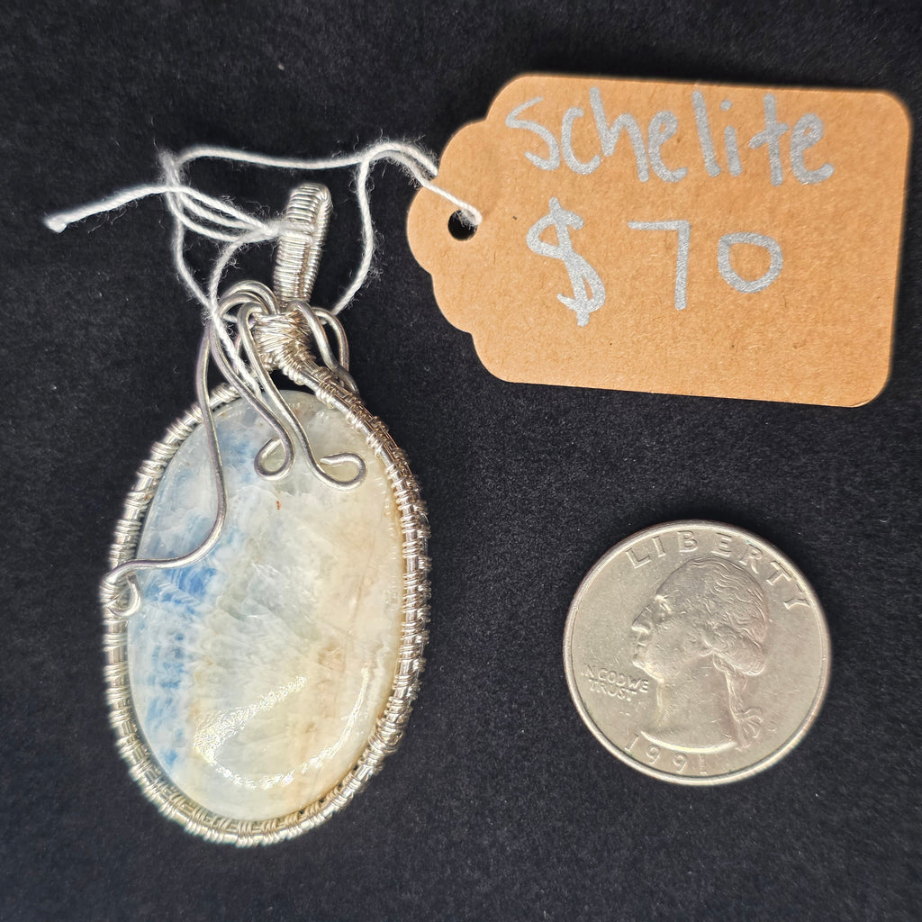 Scheelite Oval Artisan Pendant