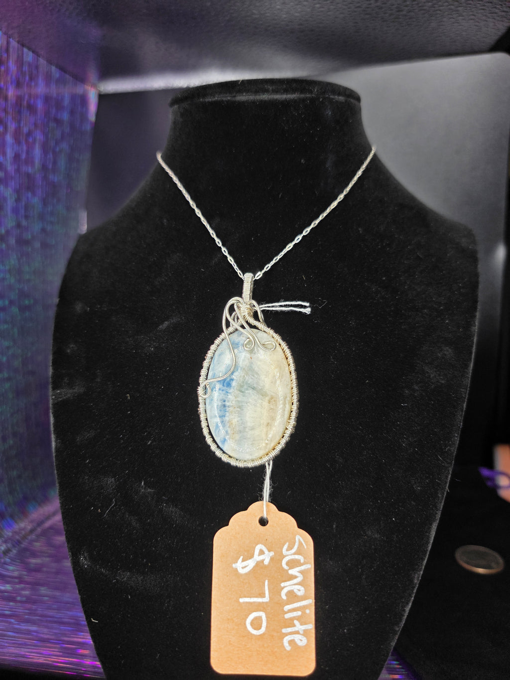 Scheelite Oval Artisan Pendant