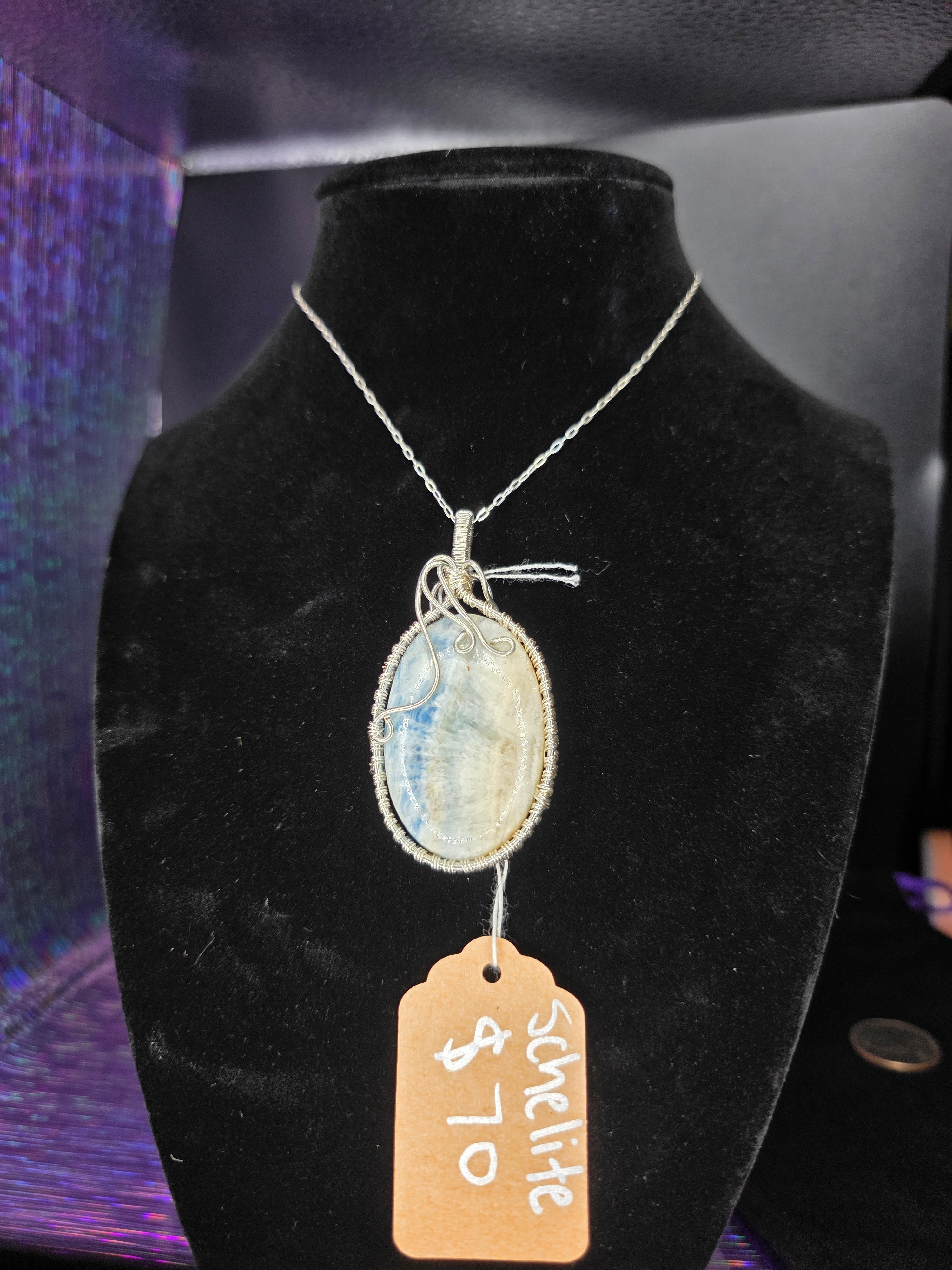 Scheelite Oval Artisan Pendant