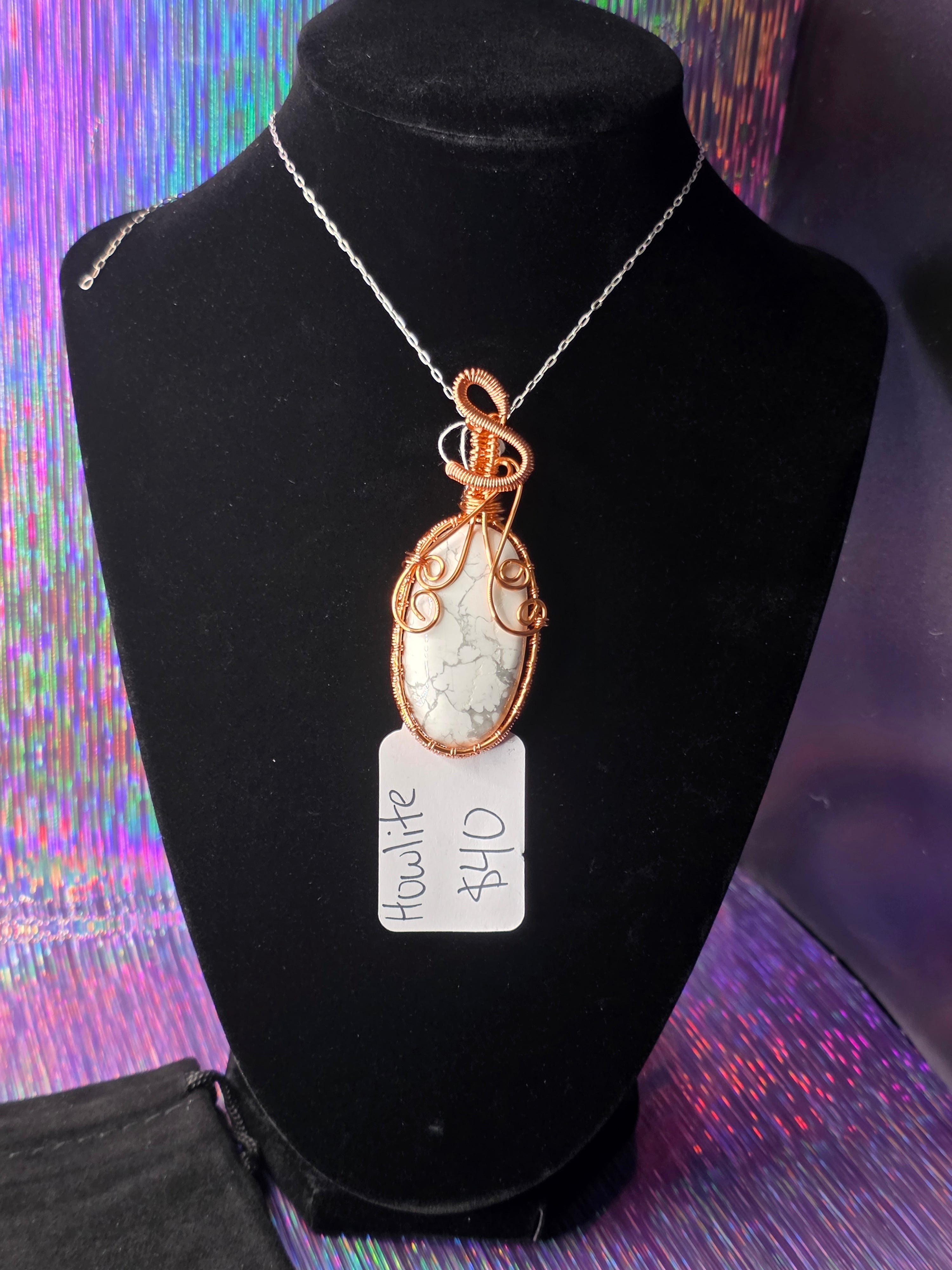 Howlite Oval Copper Pendant