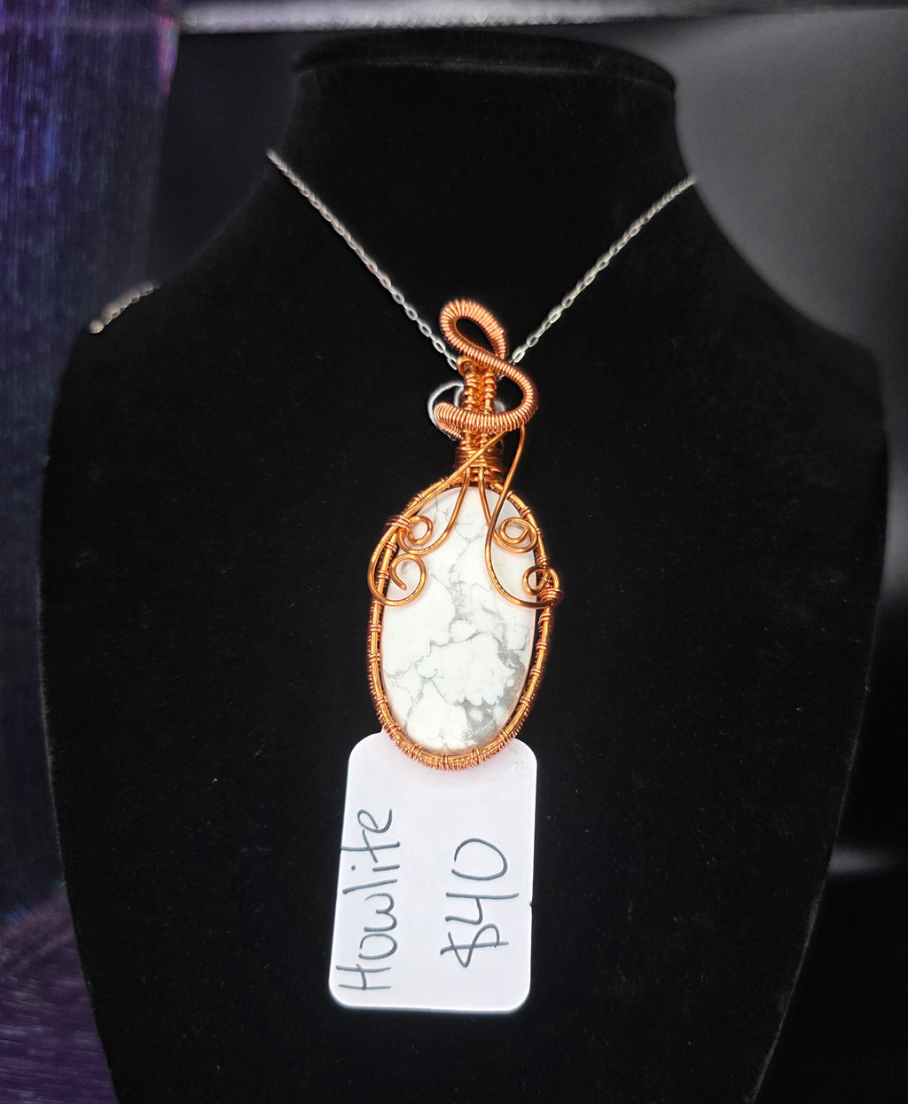 Howlite Oval Copper Pendant