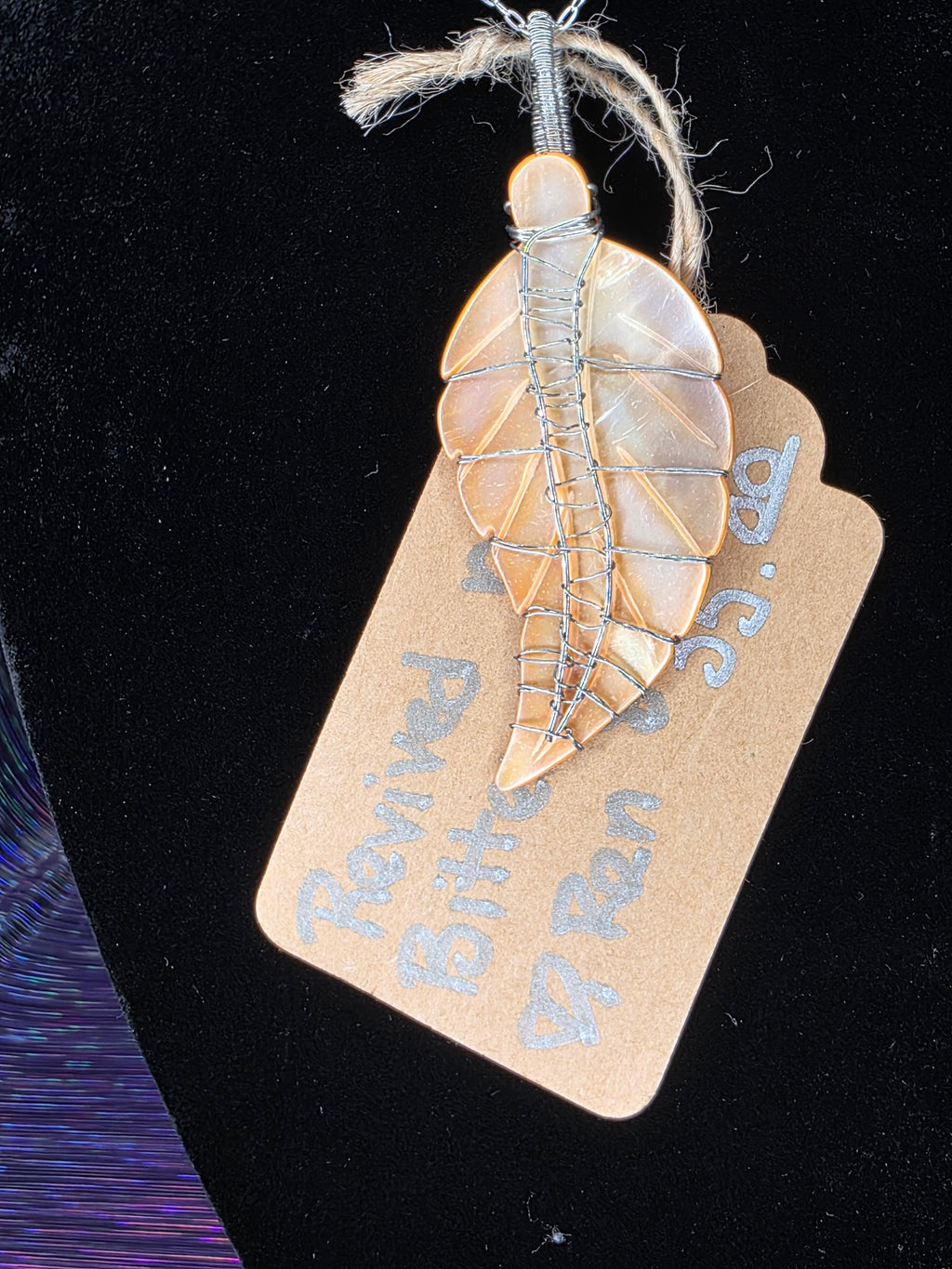 Peach Mother of Pearl Carved Leaf Pendant