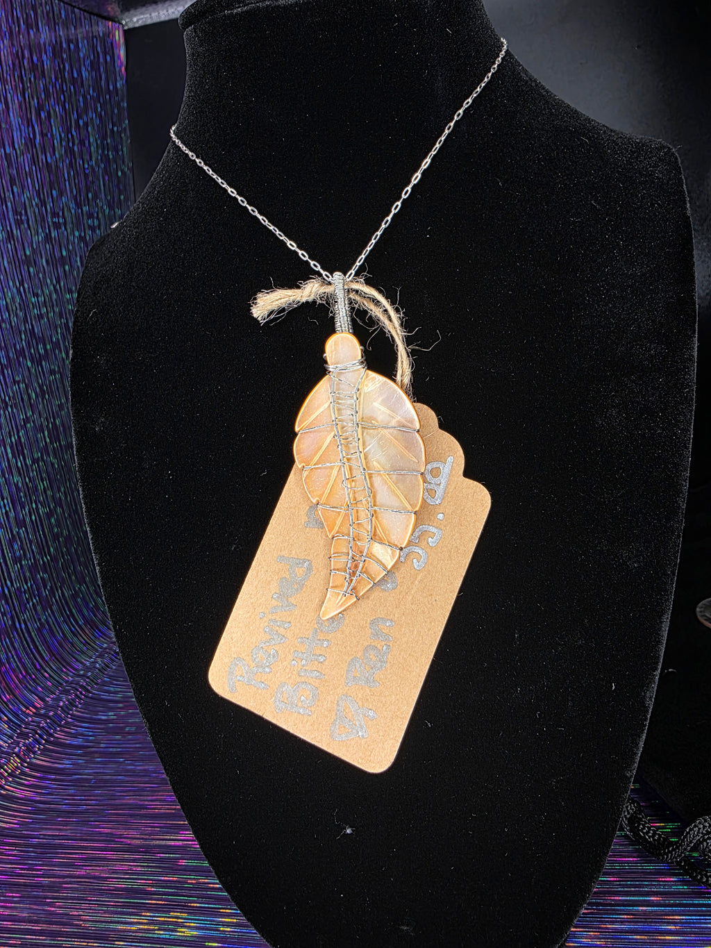 Peach Mother of Pearl Carved Leaf Pendant