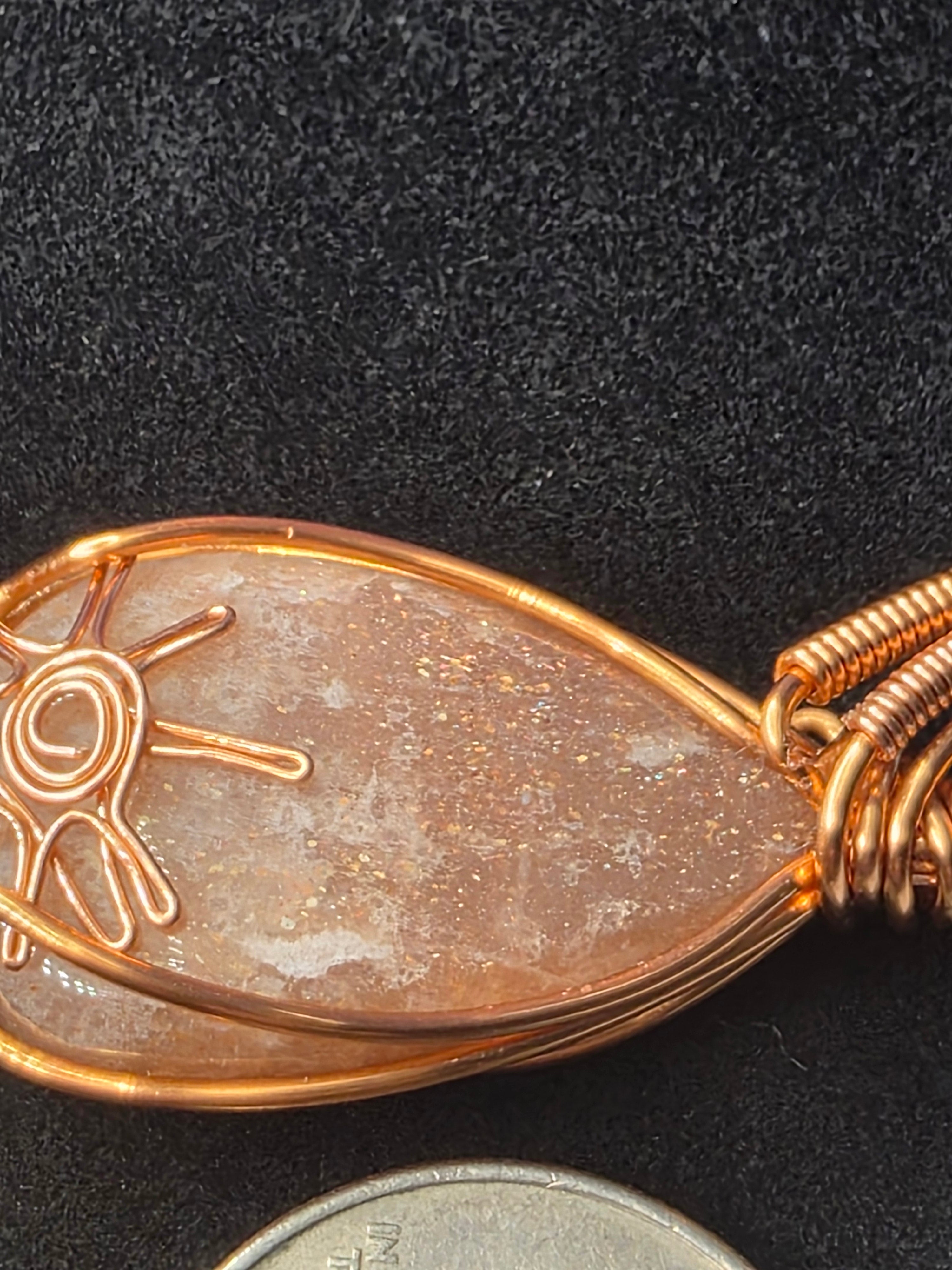 Lattice Sunstone Teardrop Pendant with Sun Adornment
