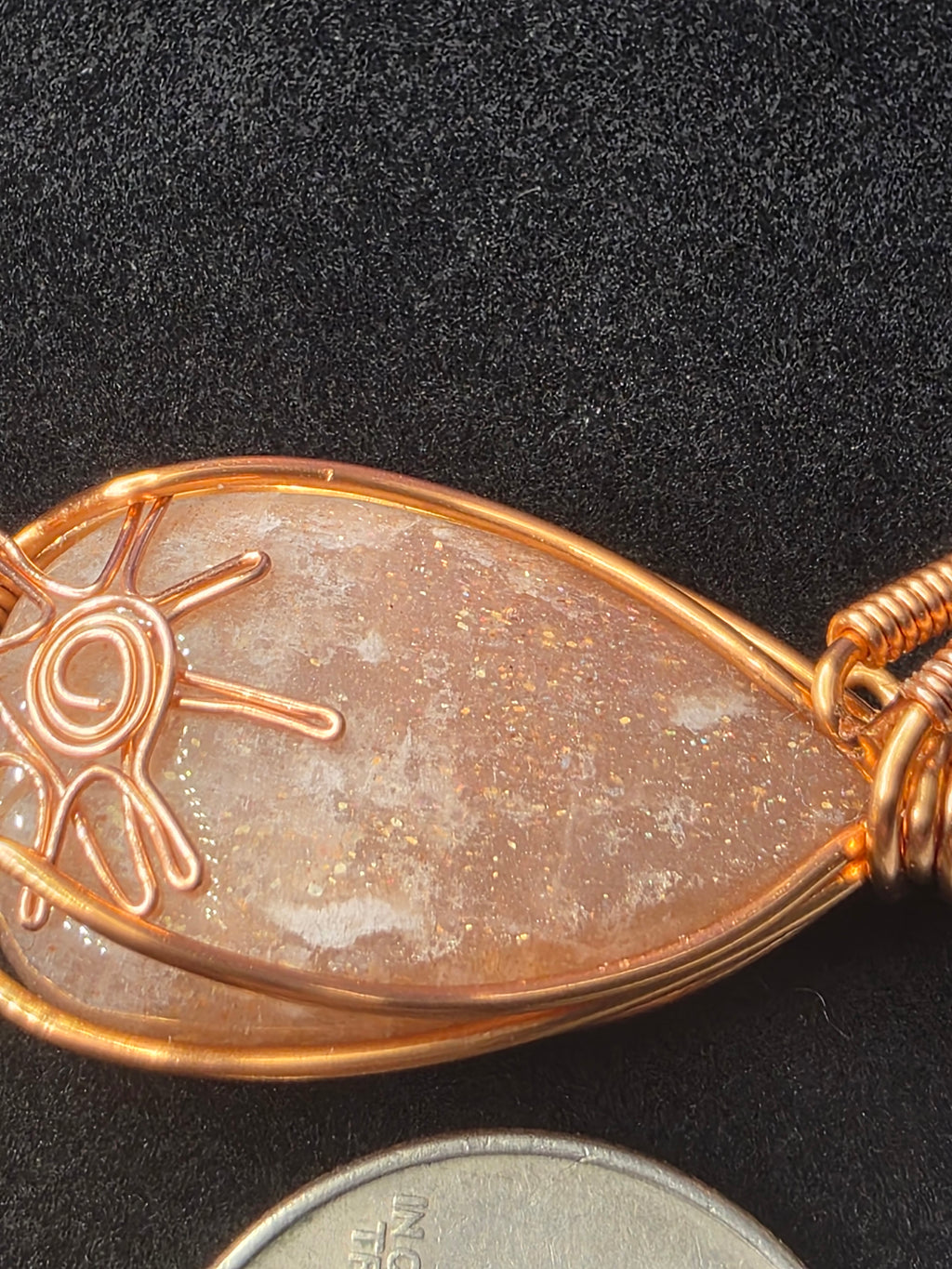 Lattice Sunstone Teardrop Pendant with Sun Adornment