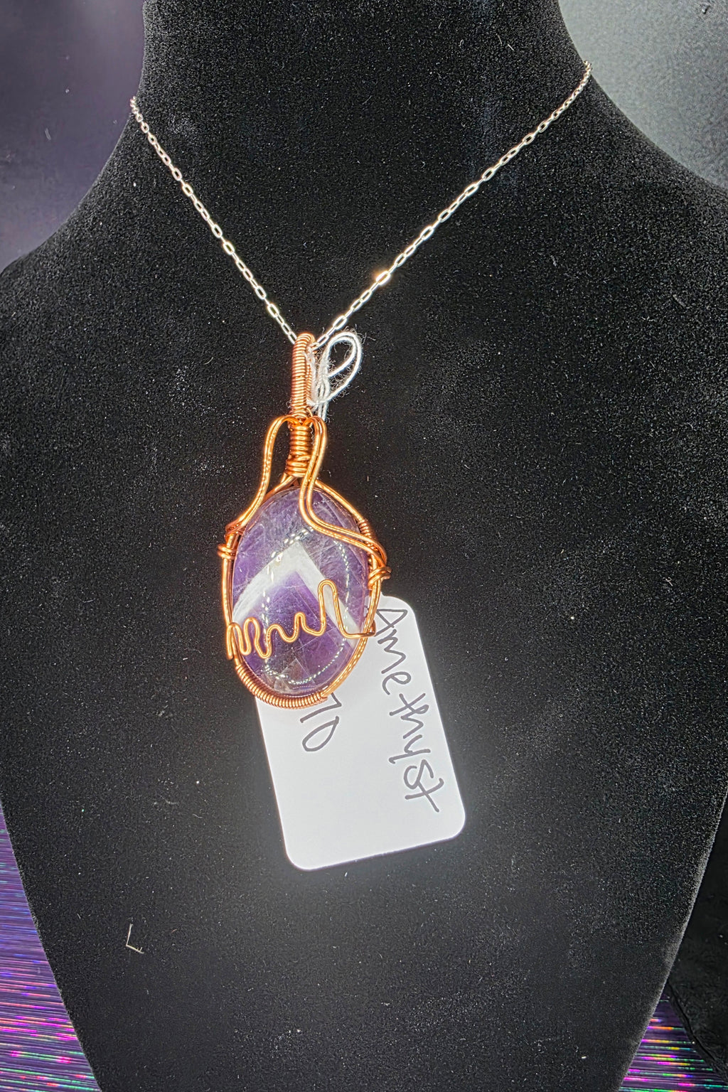 Chevron Amethyst Oval Pendant