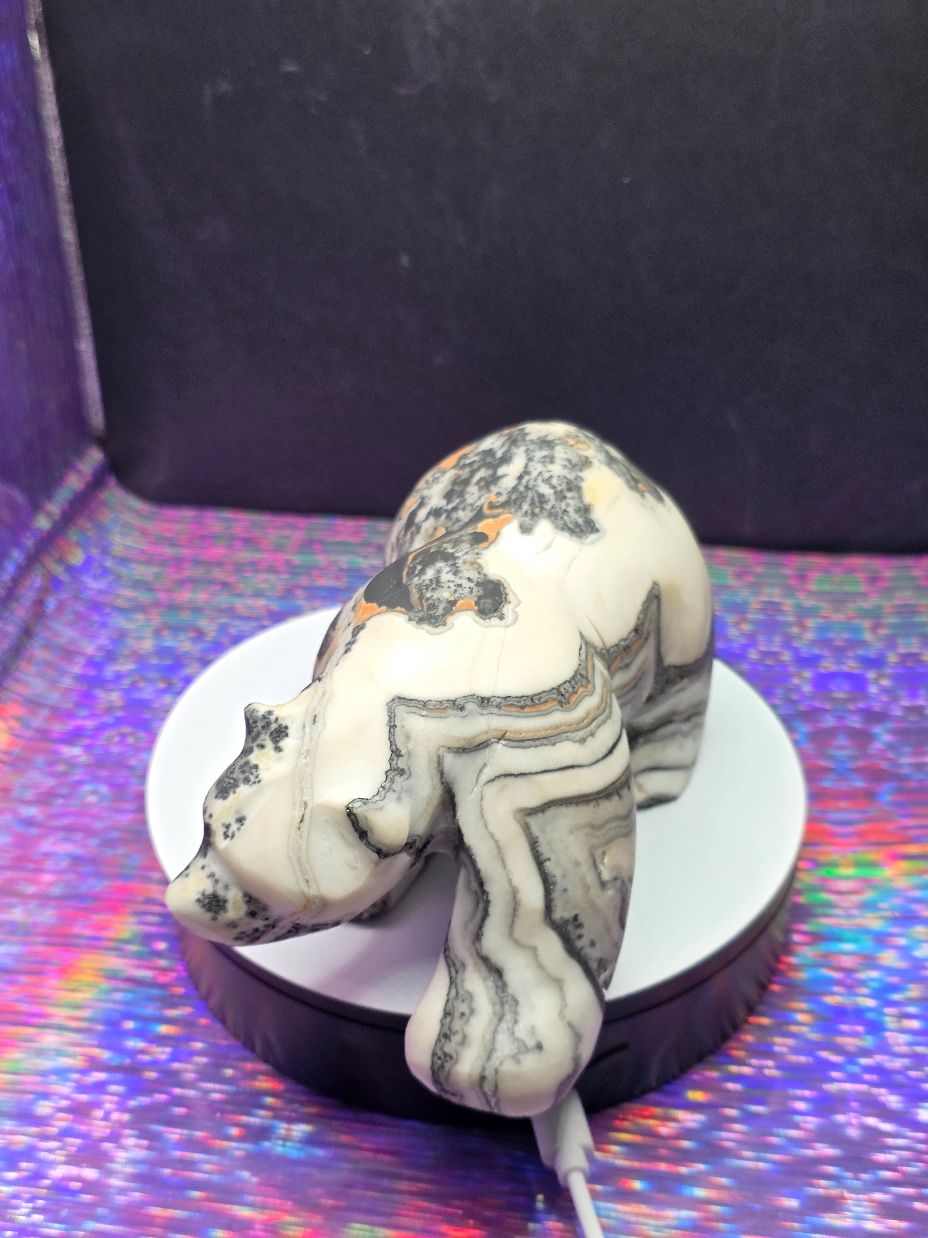 Dendritic Calcite Bear