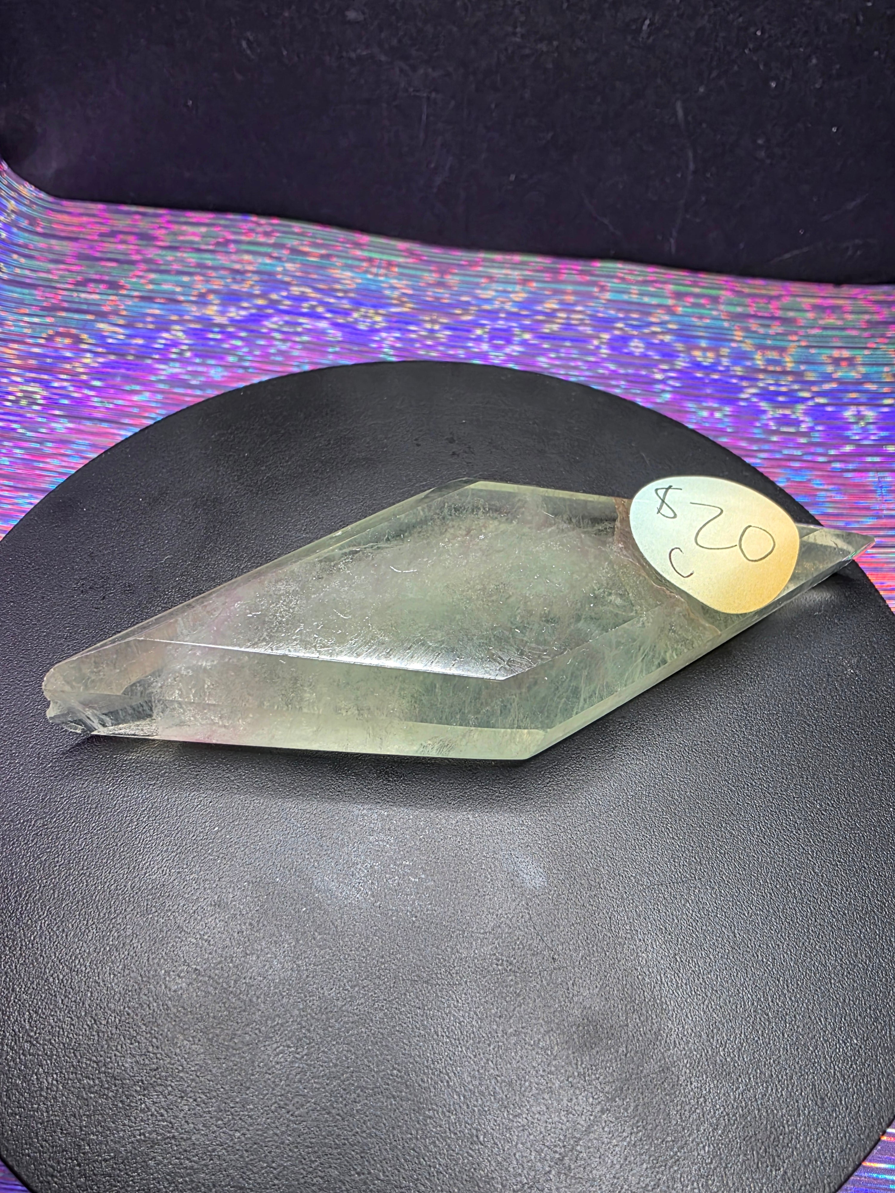 Fluorite Diamond c