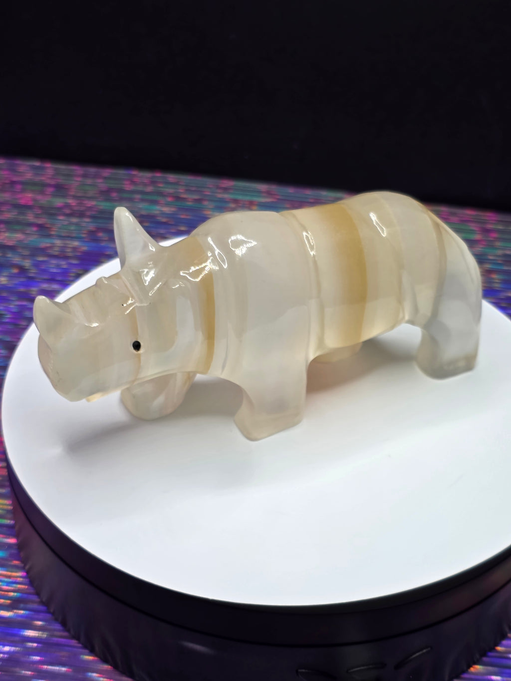 Vintage Onyx Rhino