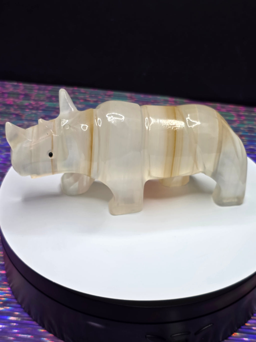 Vintage Onyx Rhino