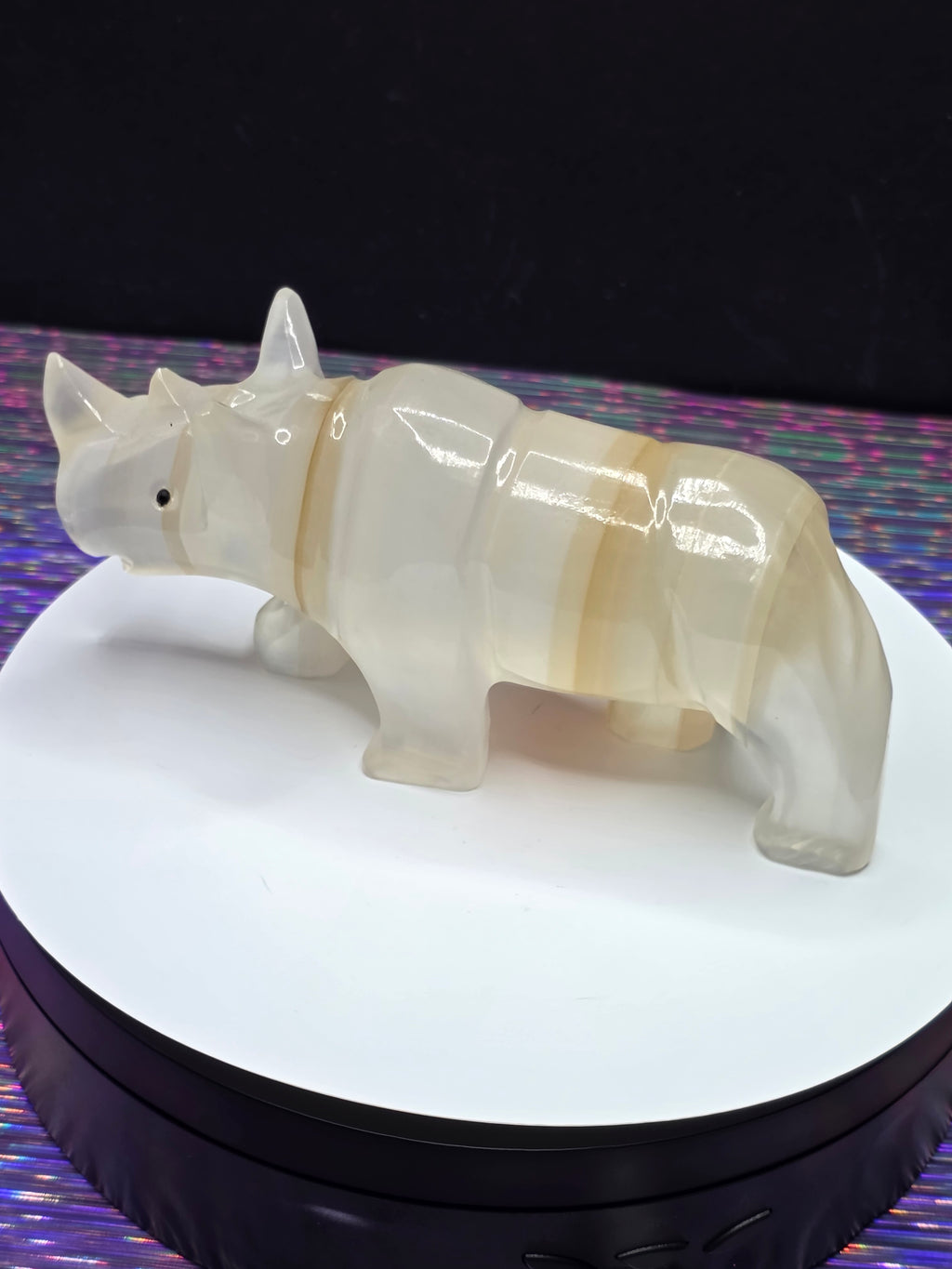 Vintage Onyx Rhino