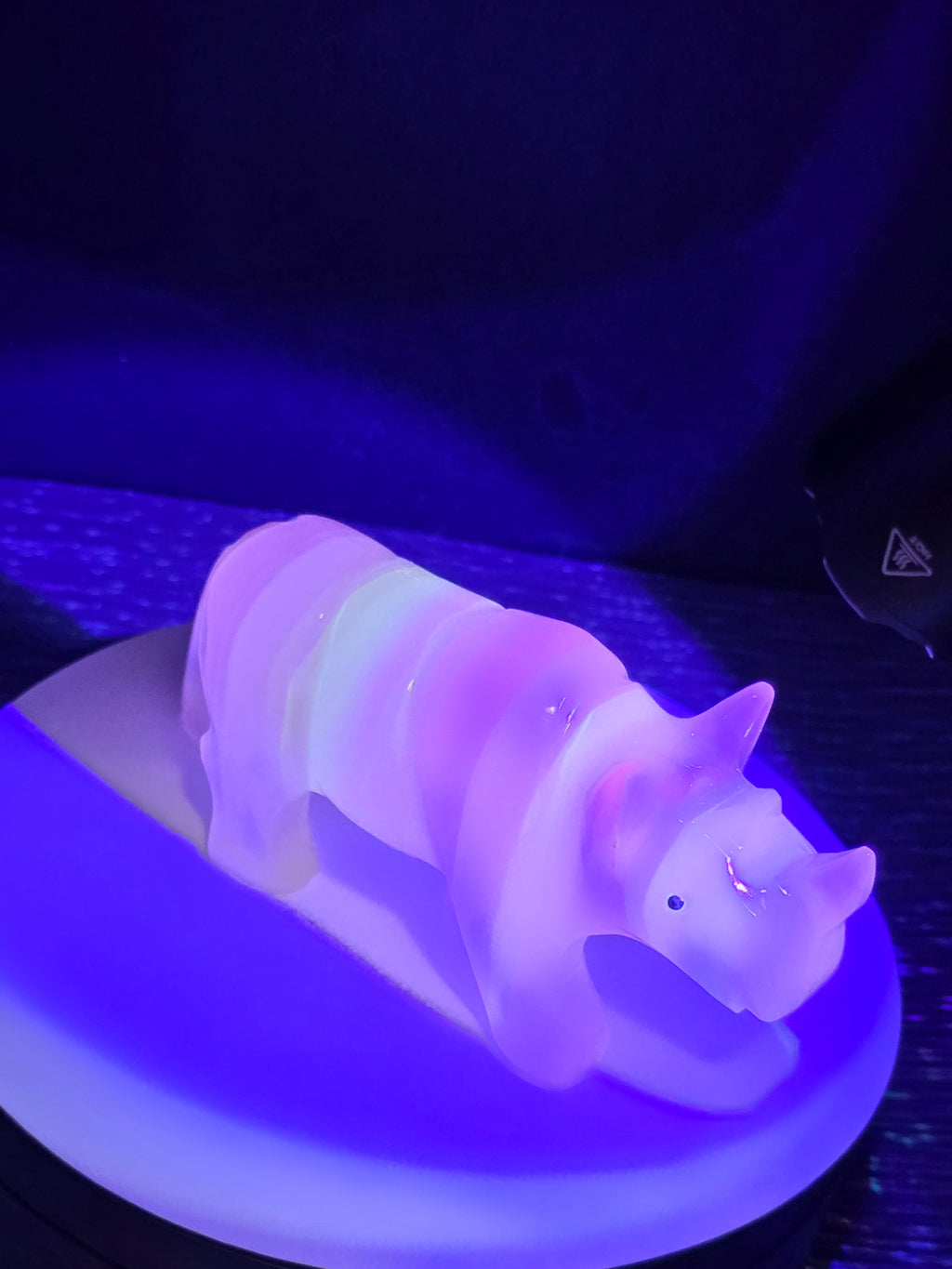 Vintage Onyx Rhino