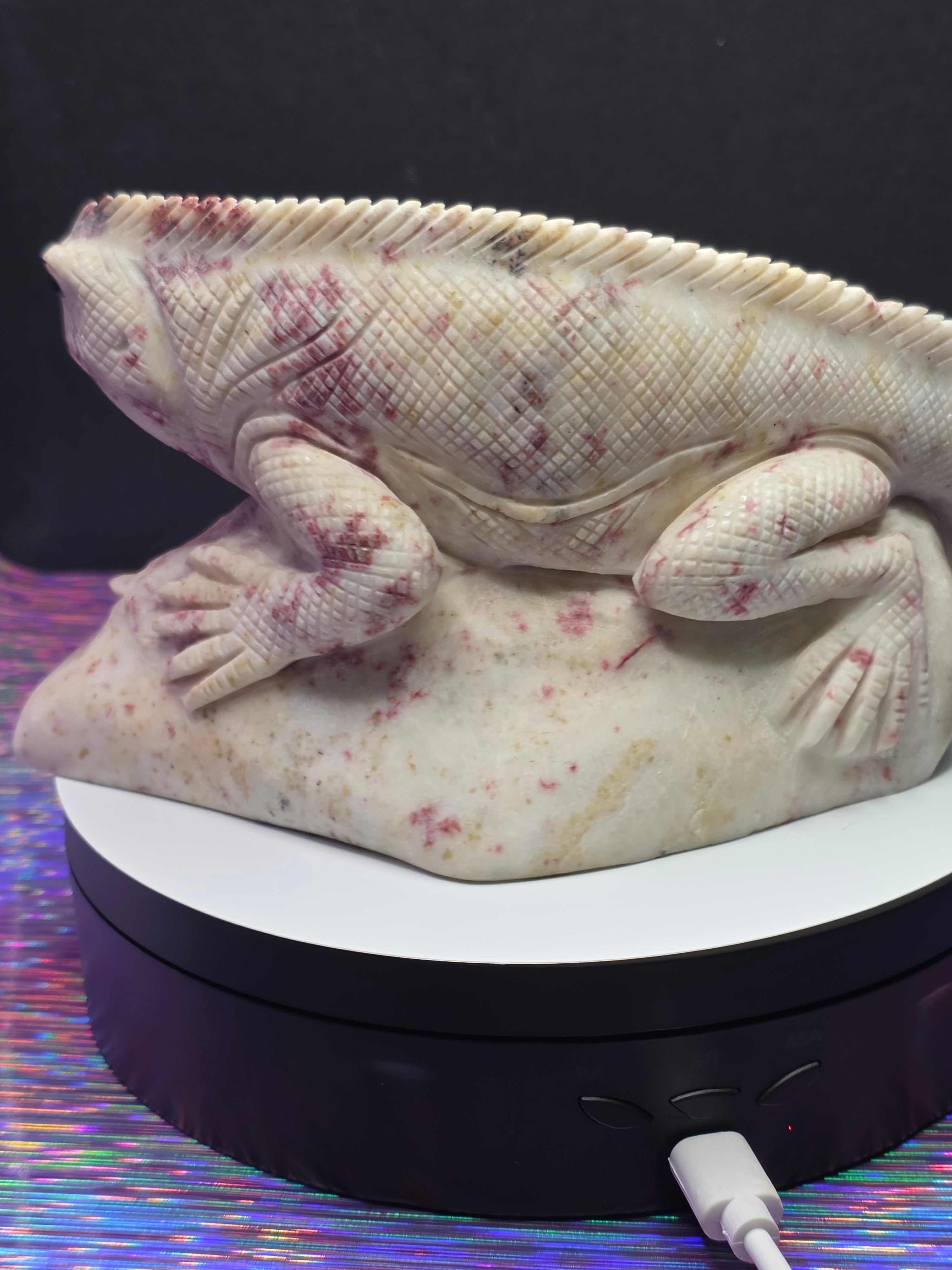 Thulite Large Lizard