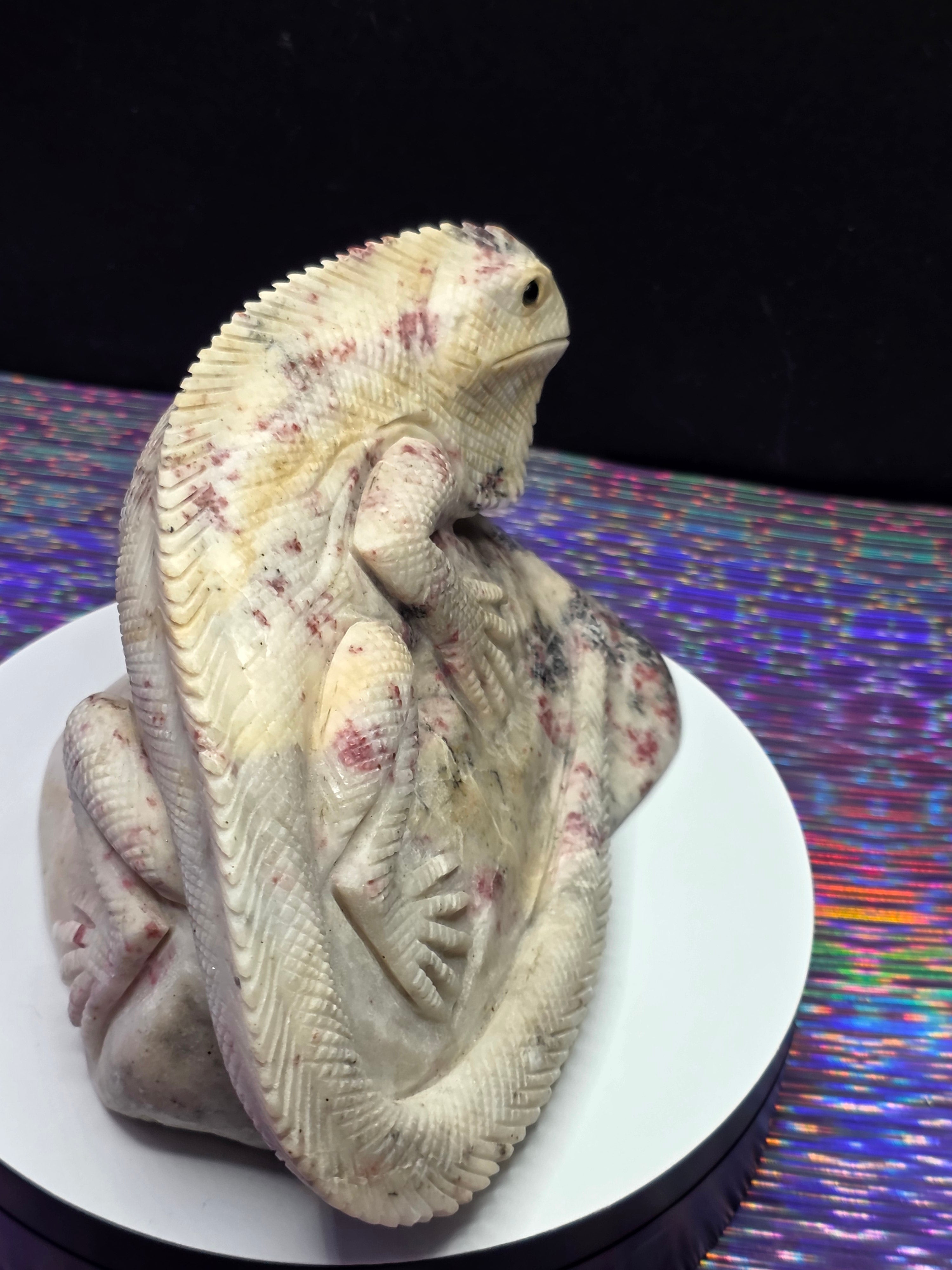 Thulite Large Lizard