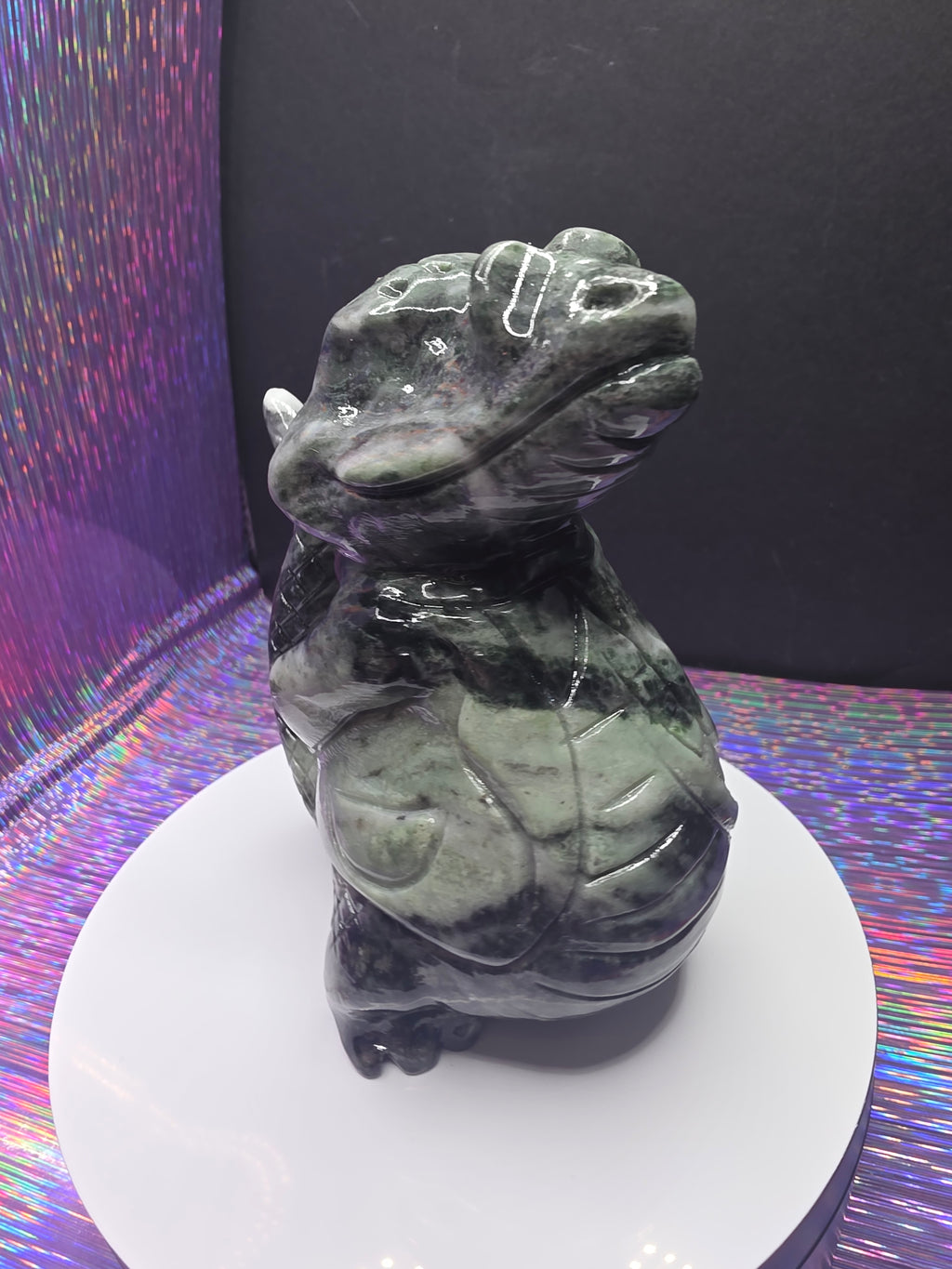 Green Nephrite Jade Fancy Standing Alligator
