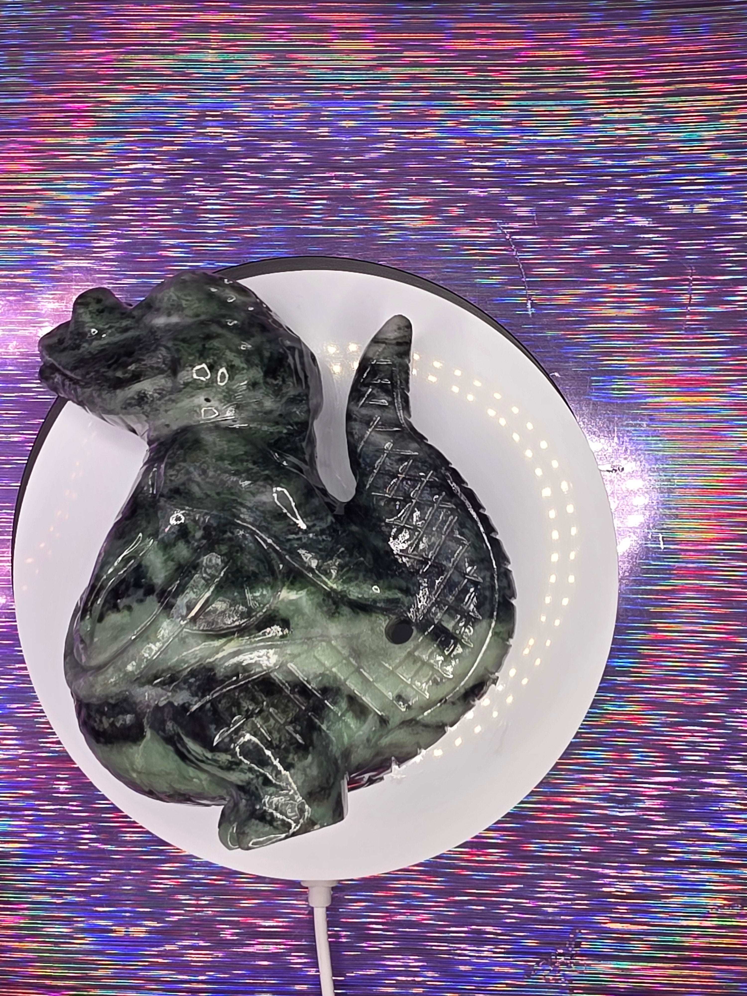 Green Nephrite Jade Fancy Standing Alligator