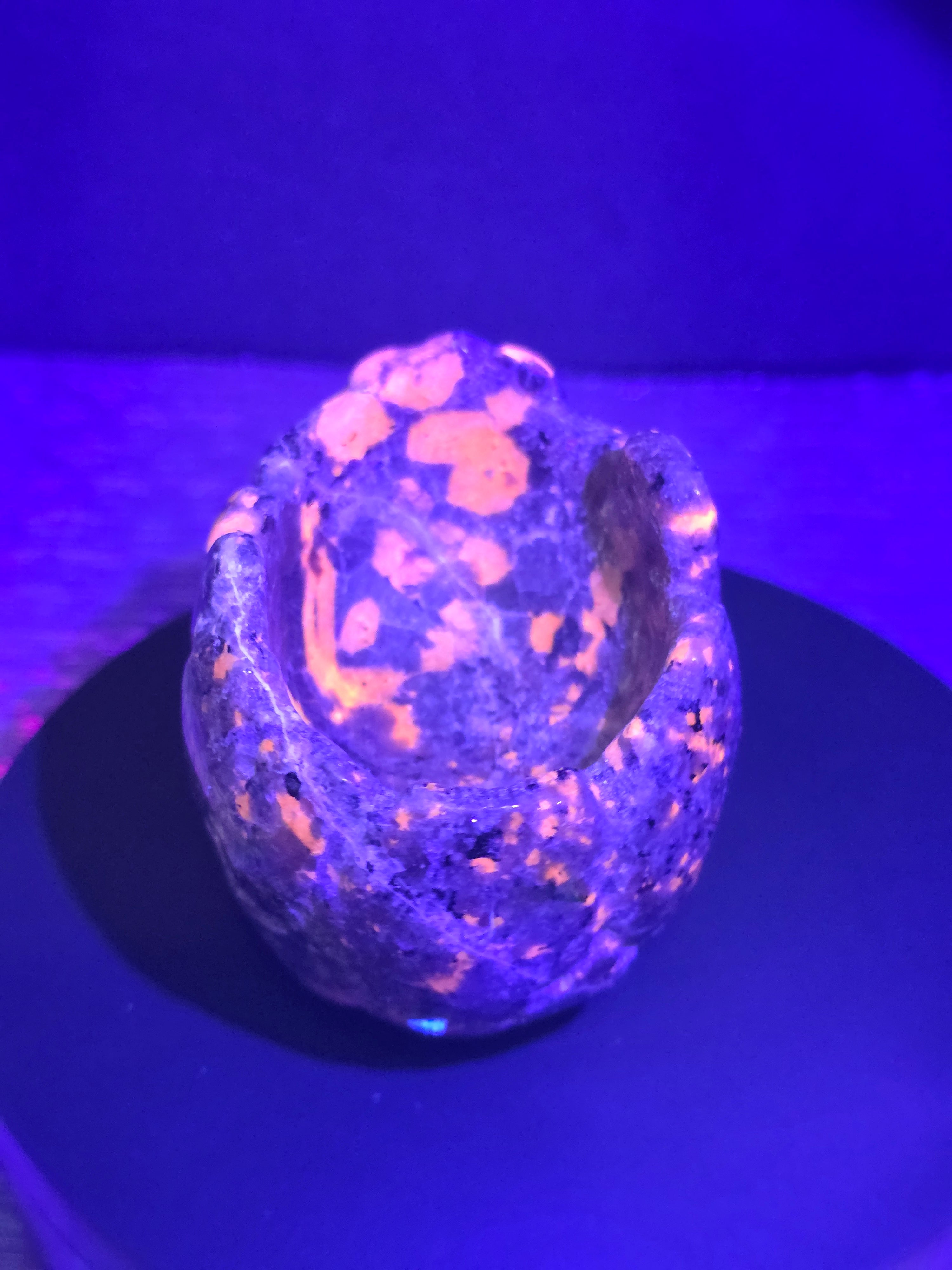 Yooperlite Skull Bowl