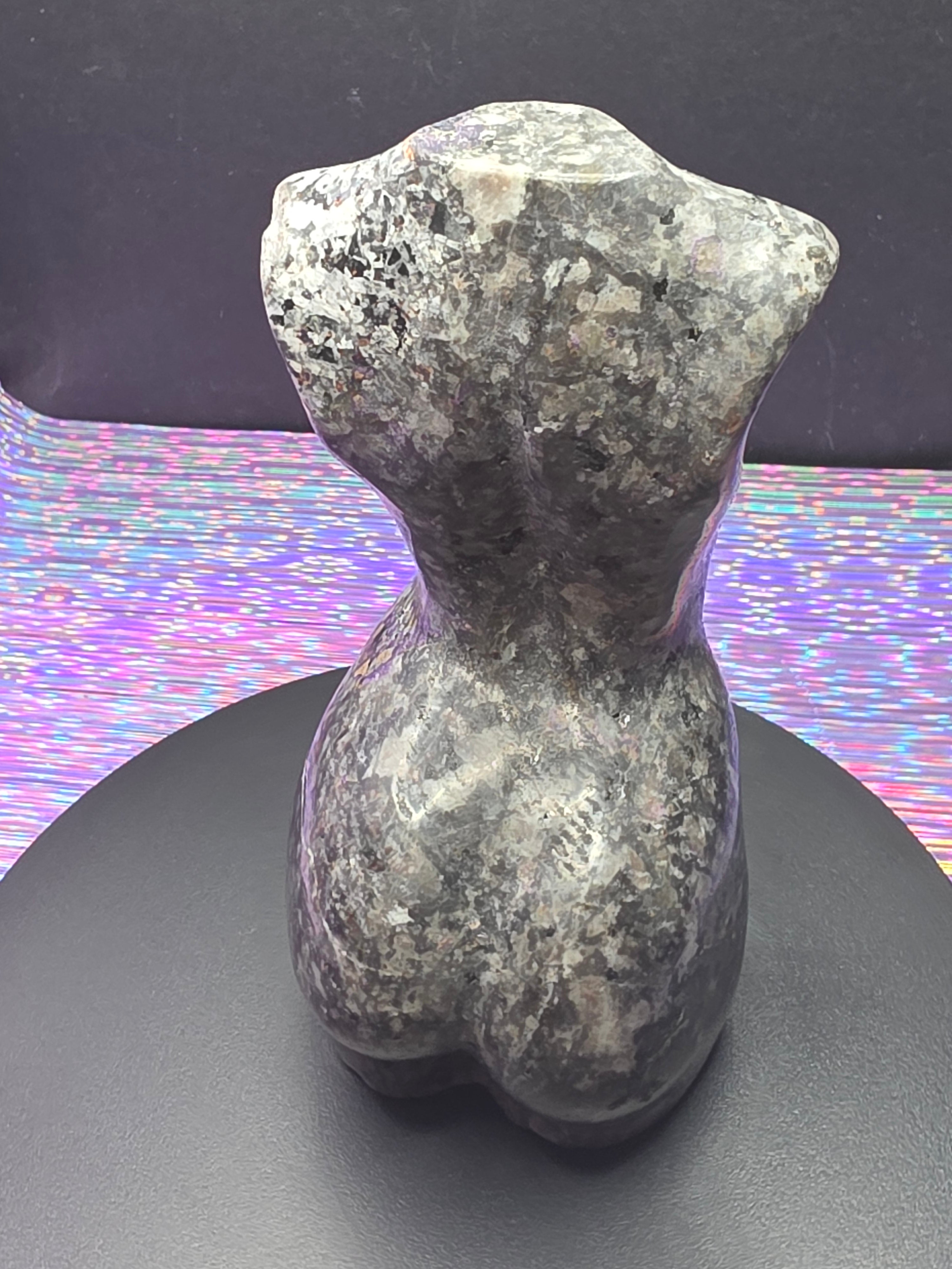 Yooperlite Lady Body Carving