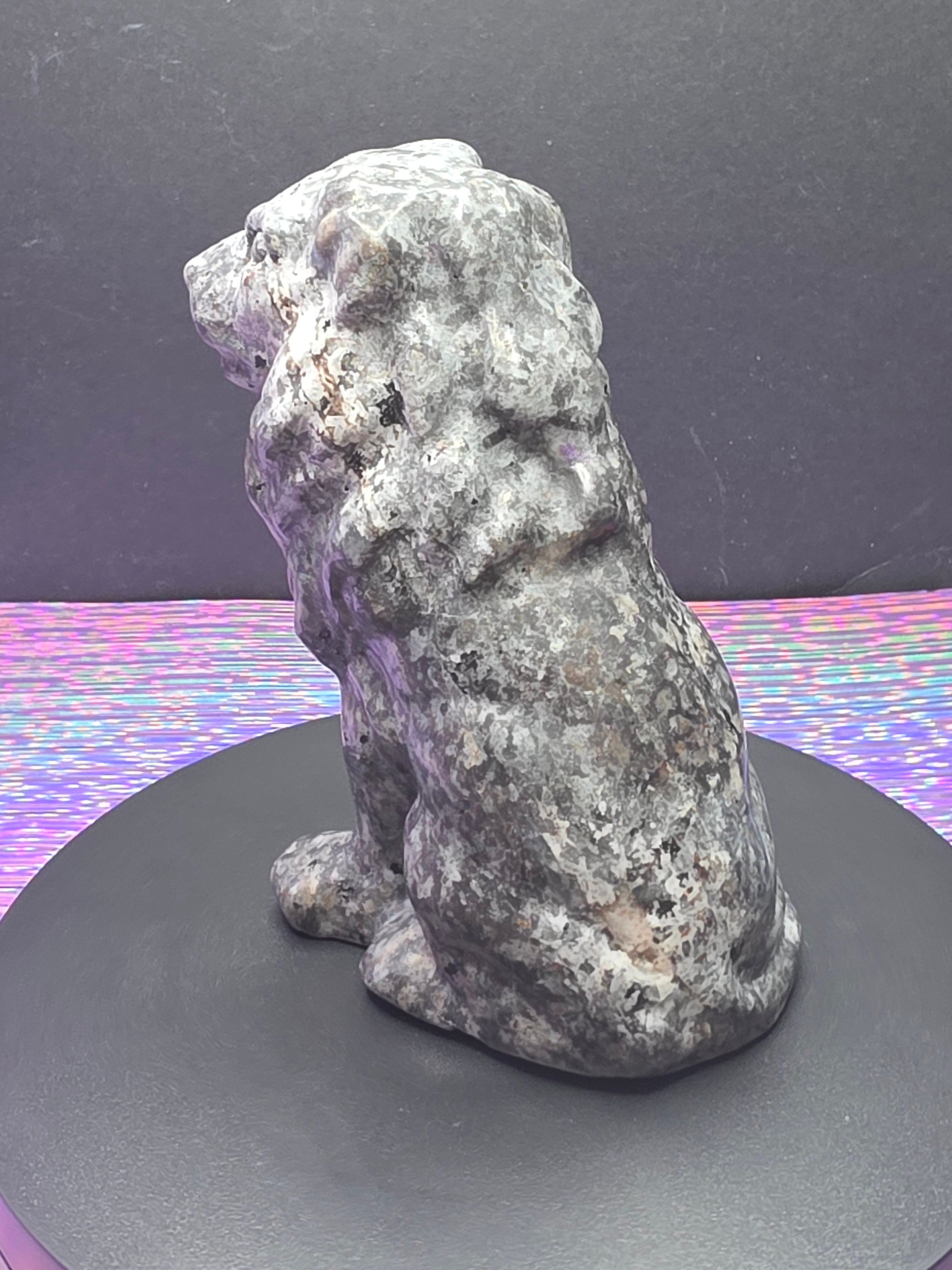 Yooperlite Lion Carving