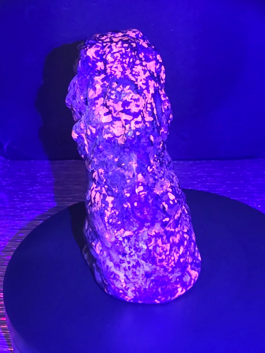 Yooperlite Lion Carving