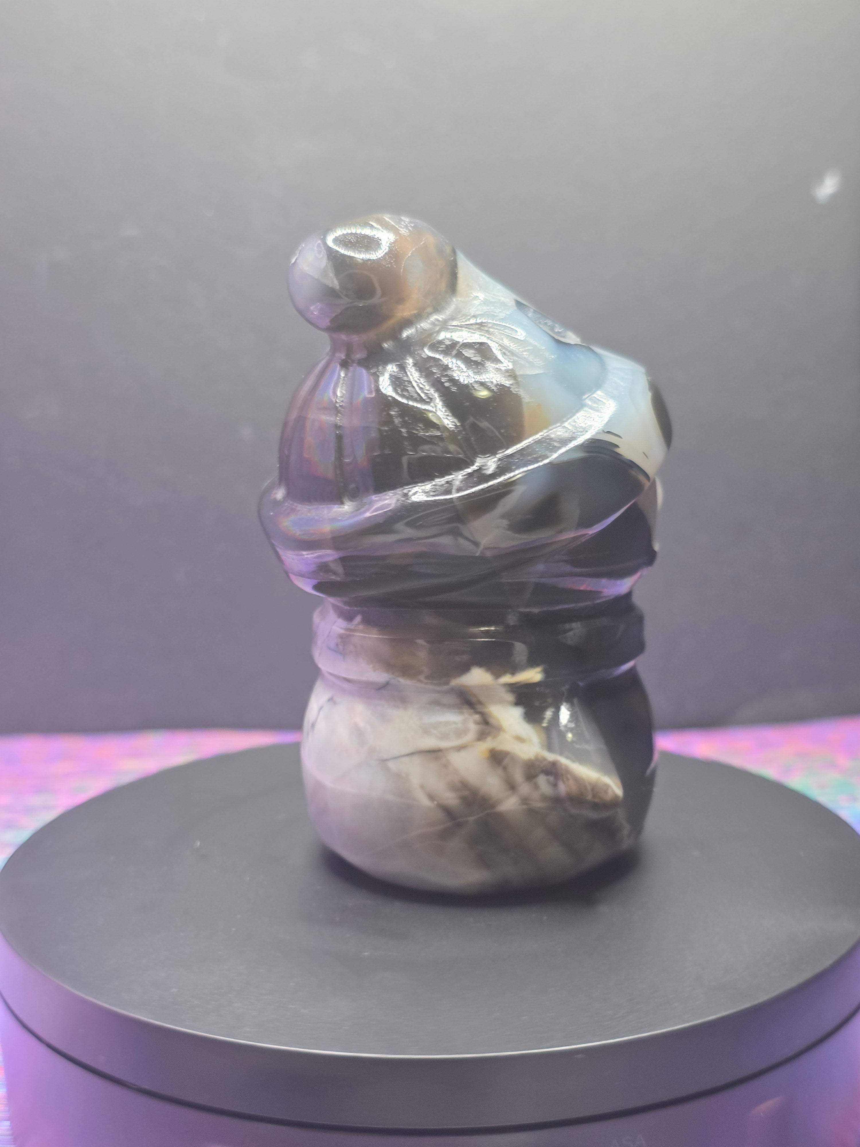 Volcano Agate Snowman Carving