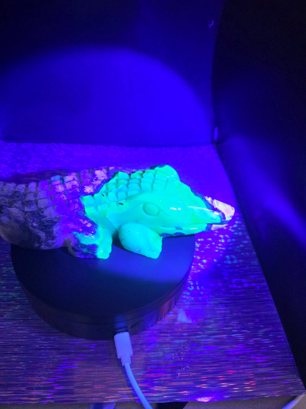 Volcano Agate Large Alligator Carving