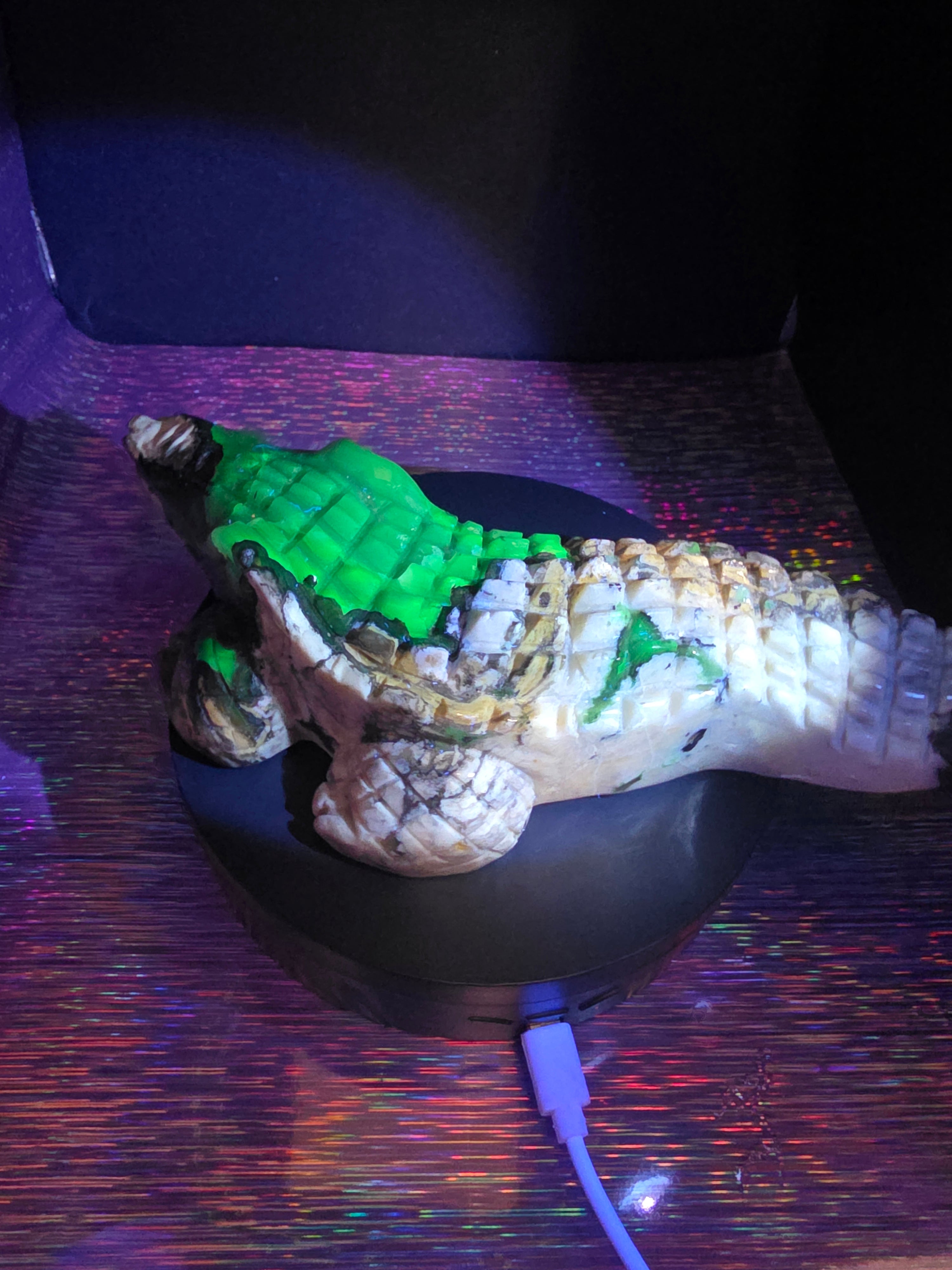 Volcano Agate Large Alligator Carving