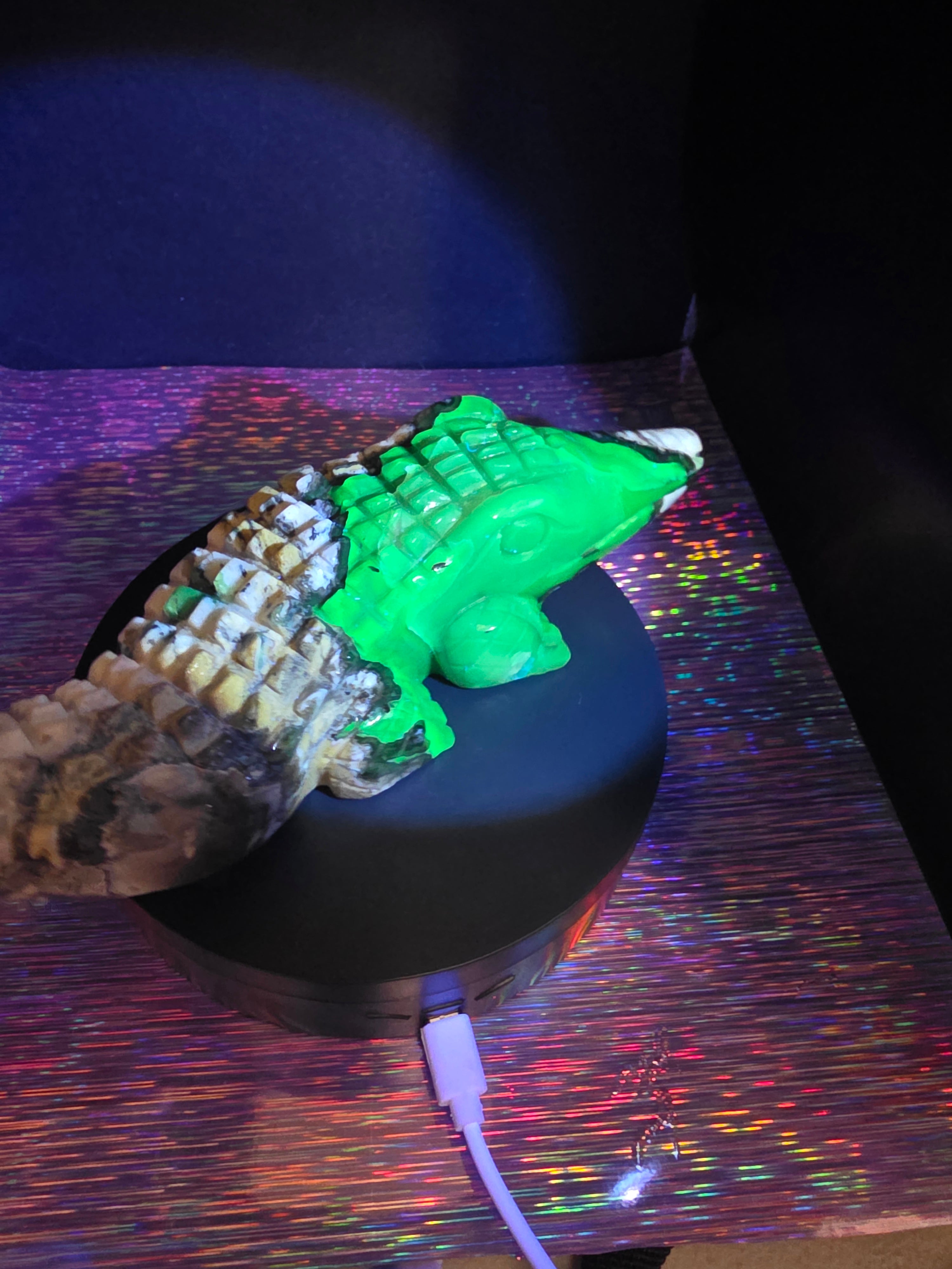Volcano Agate Large Alligator Carving