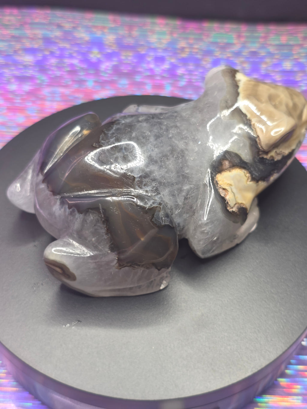 Volcano Agate Frog Carving
