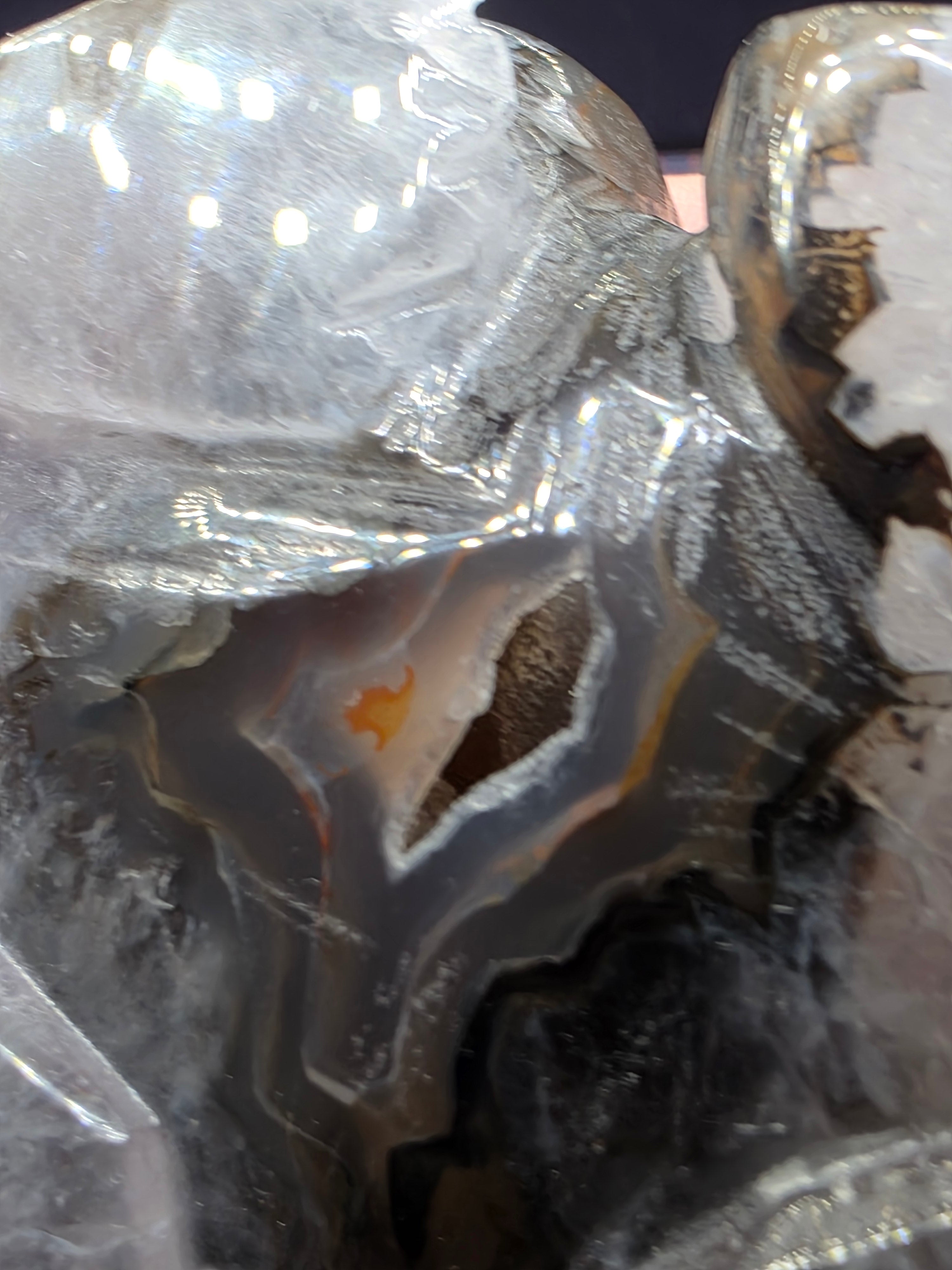 Volcano Agate Frog Carving