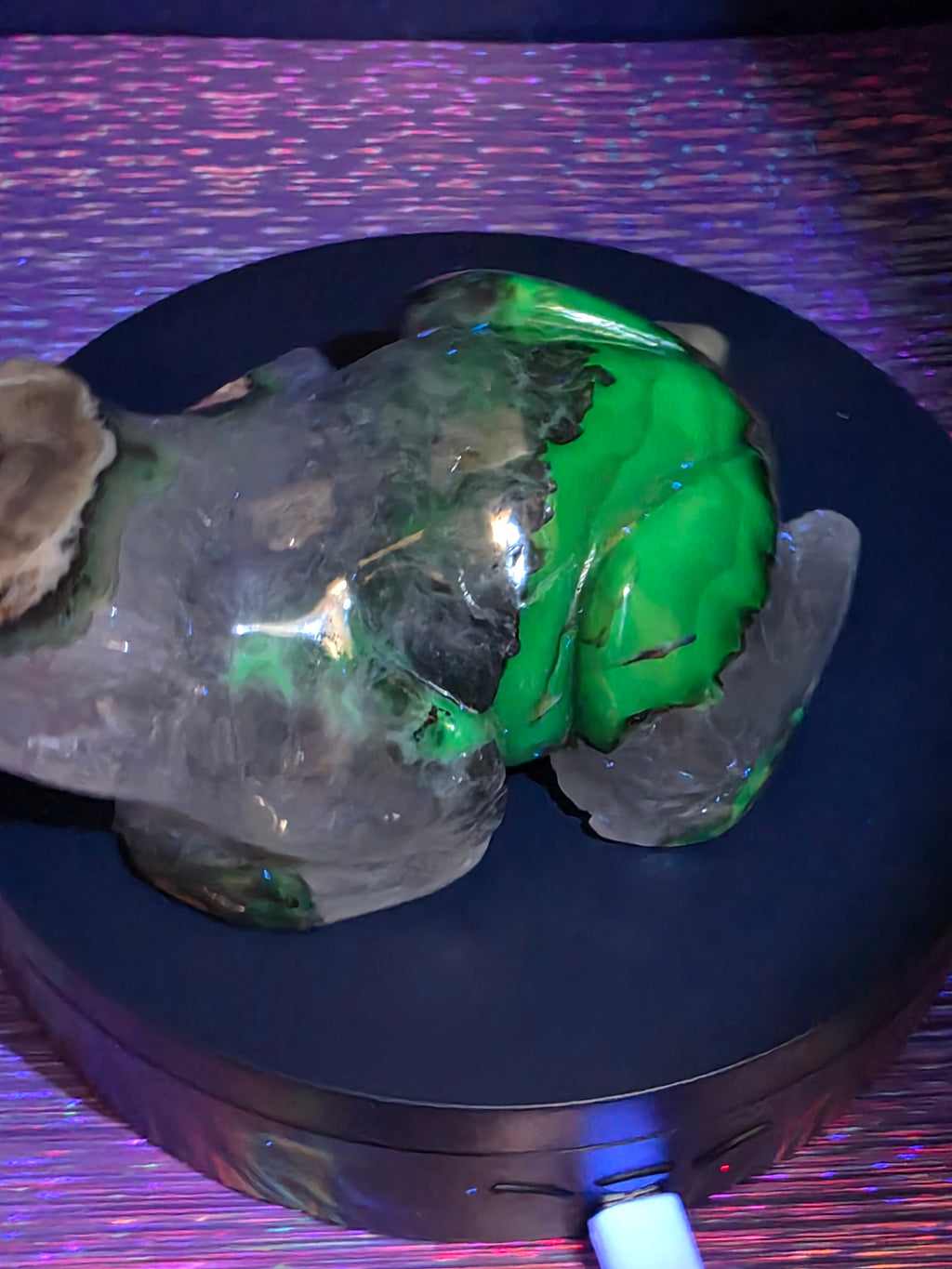 Volcano Agate Frog Carving