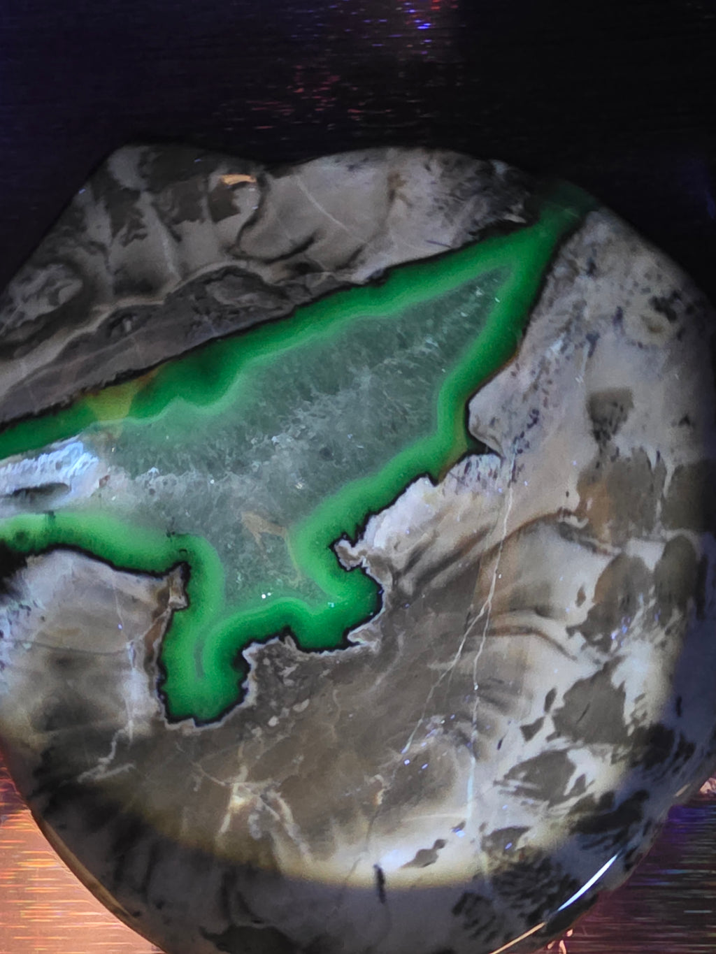 Volcano Agate Shell Bowl A