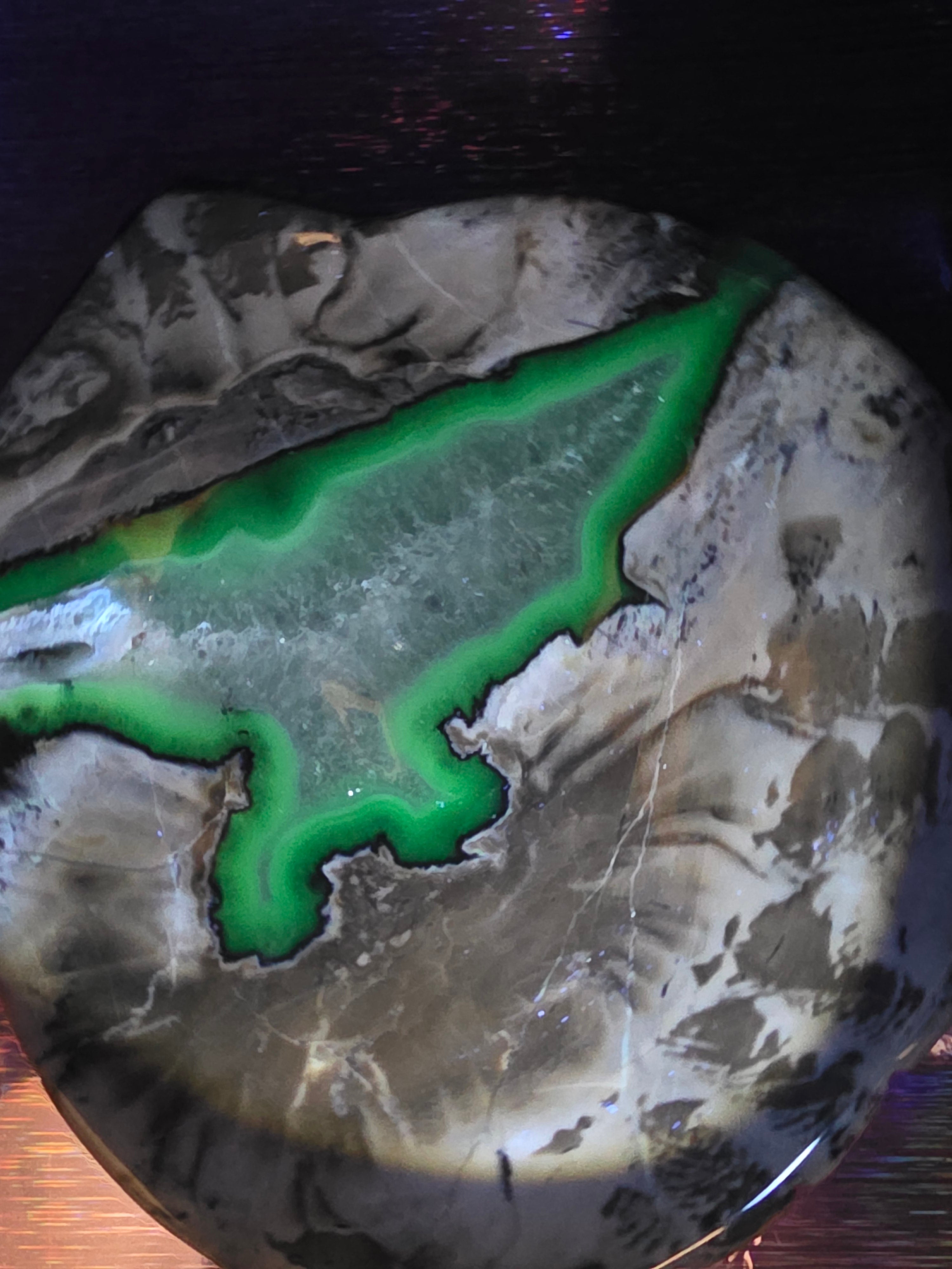 Volcano Agate Shell Bowl A