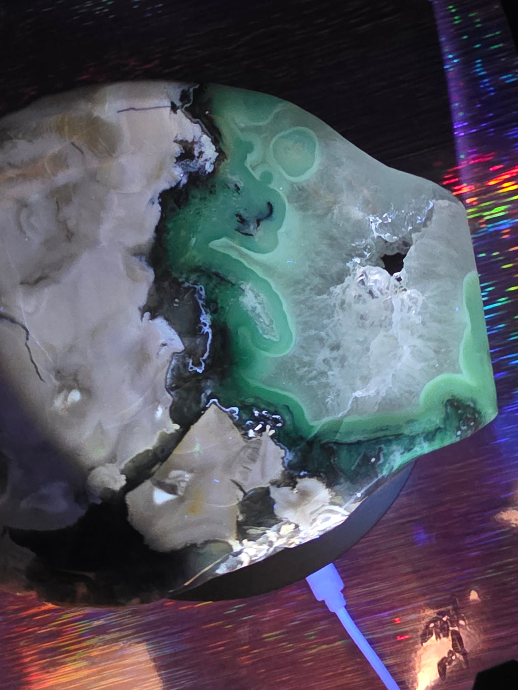 Volcano Agate Shell Bowl B