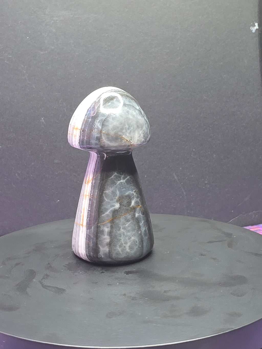 Gray Onyx Mushroom Carving B