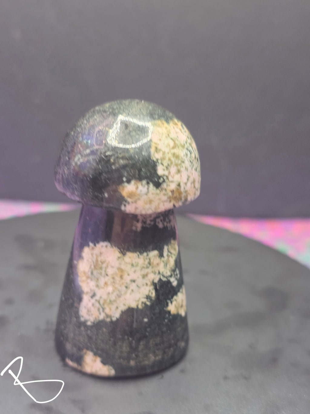 Snowflake Rhodonite Mushroom Carving B