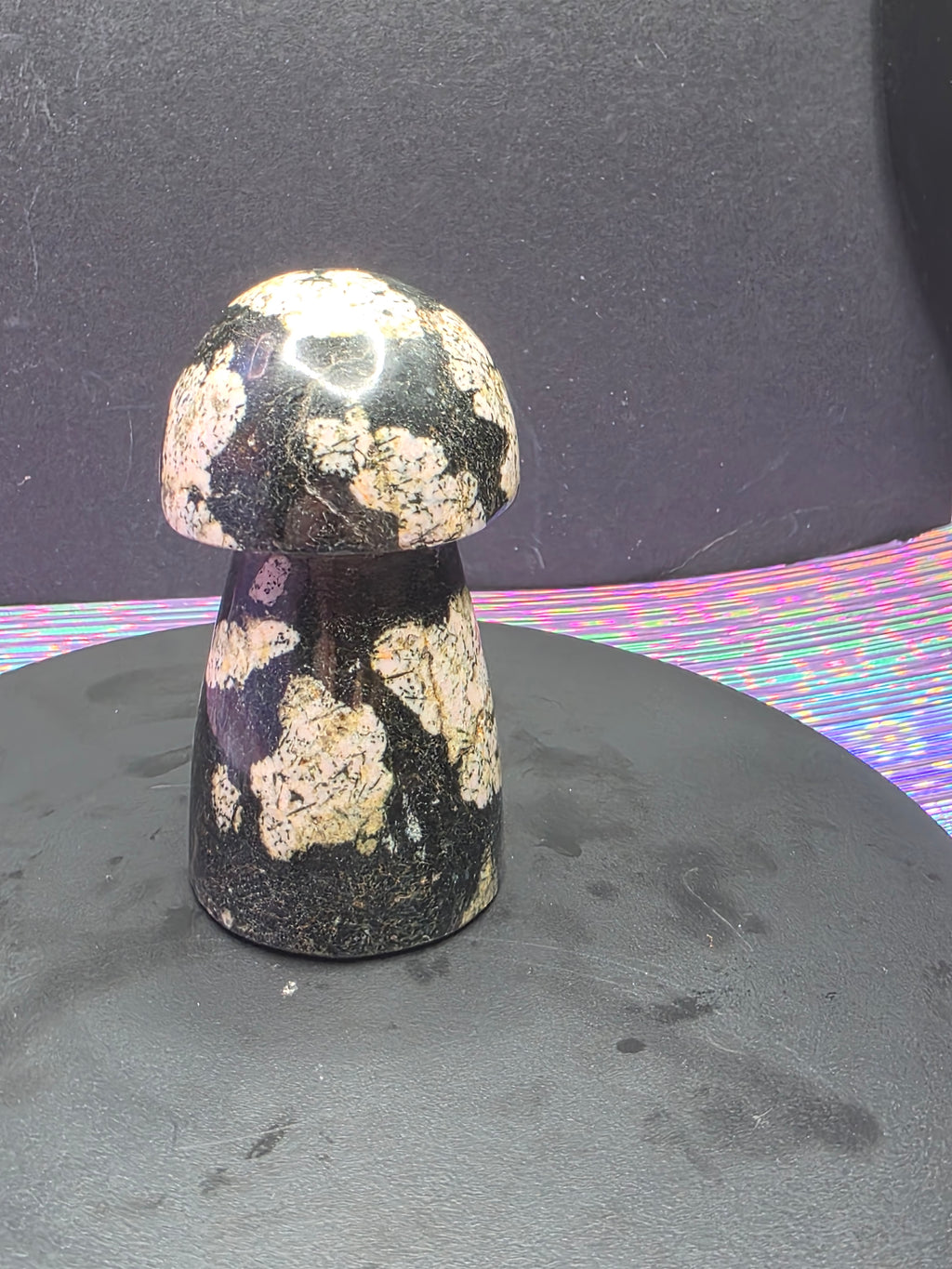 Snowflake Rhodonite Mushroom Carving D