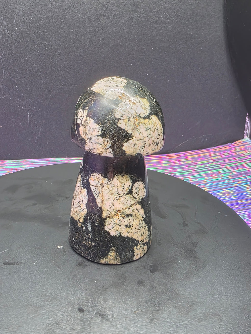 Snowflake Rhodonite Mushroom Carving D