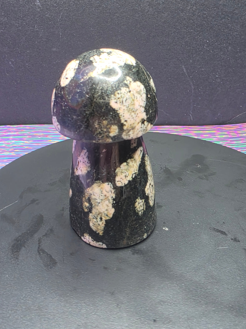 Snowflake Rhodonite Mushroom Carving D