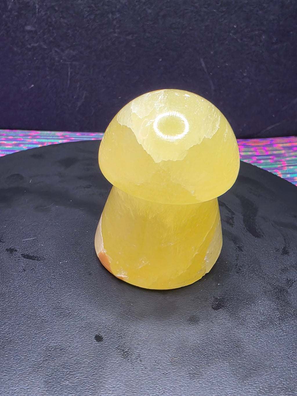 🍄 Lemon Calcite Mushroom Carving A