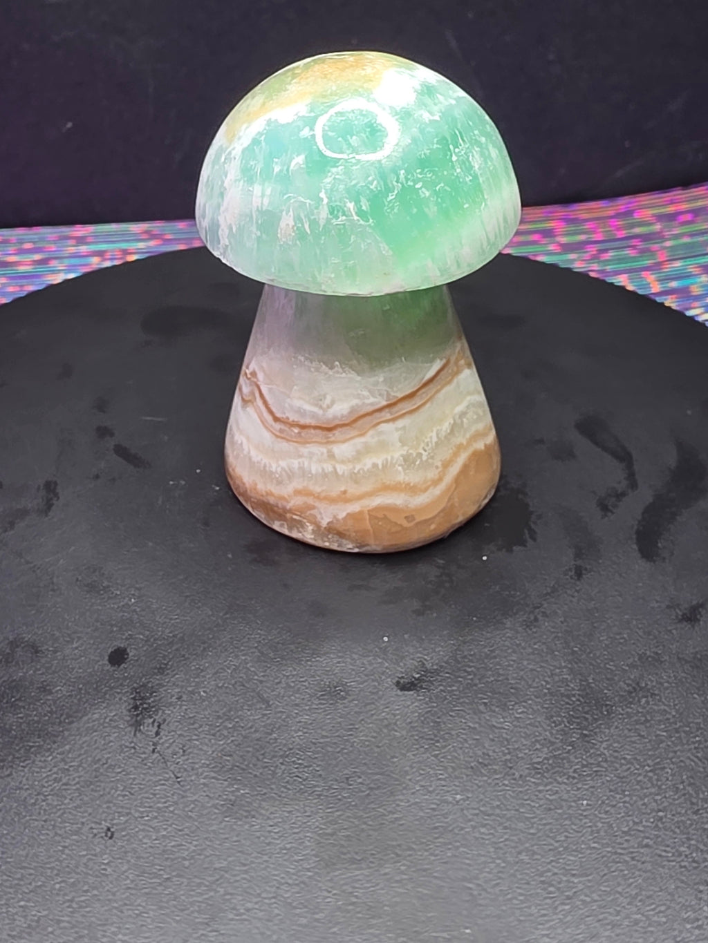 🍄 Caribbean Calcite Mushroom Carving A