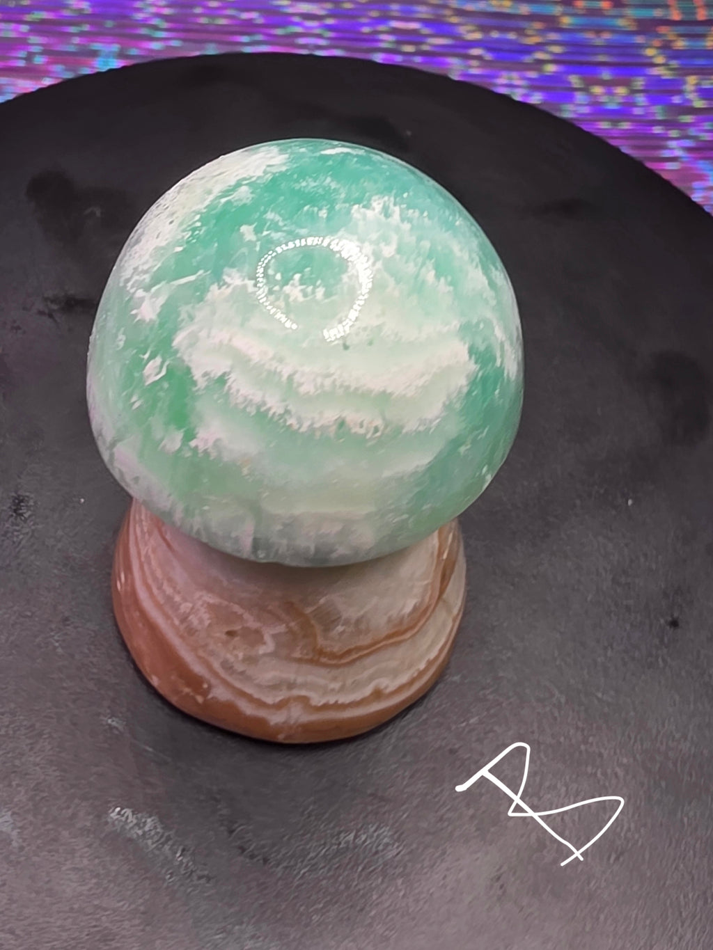🍄 Caribbean Calcite Mushroom Carving B