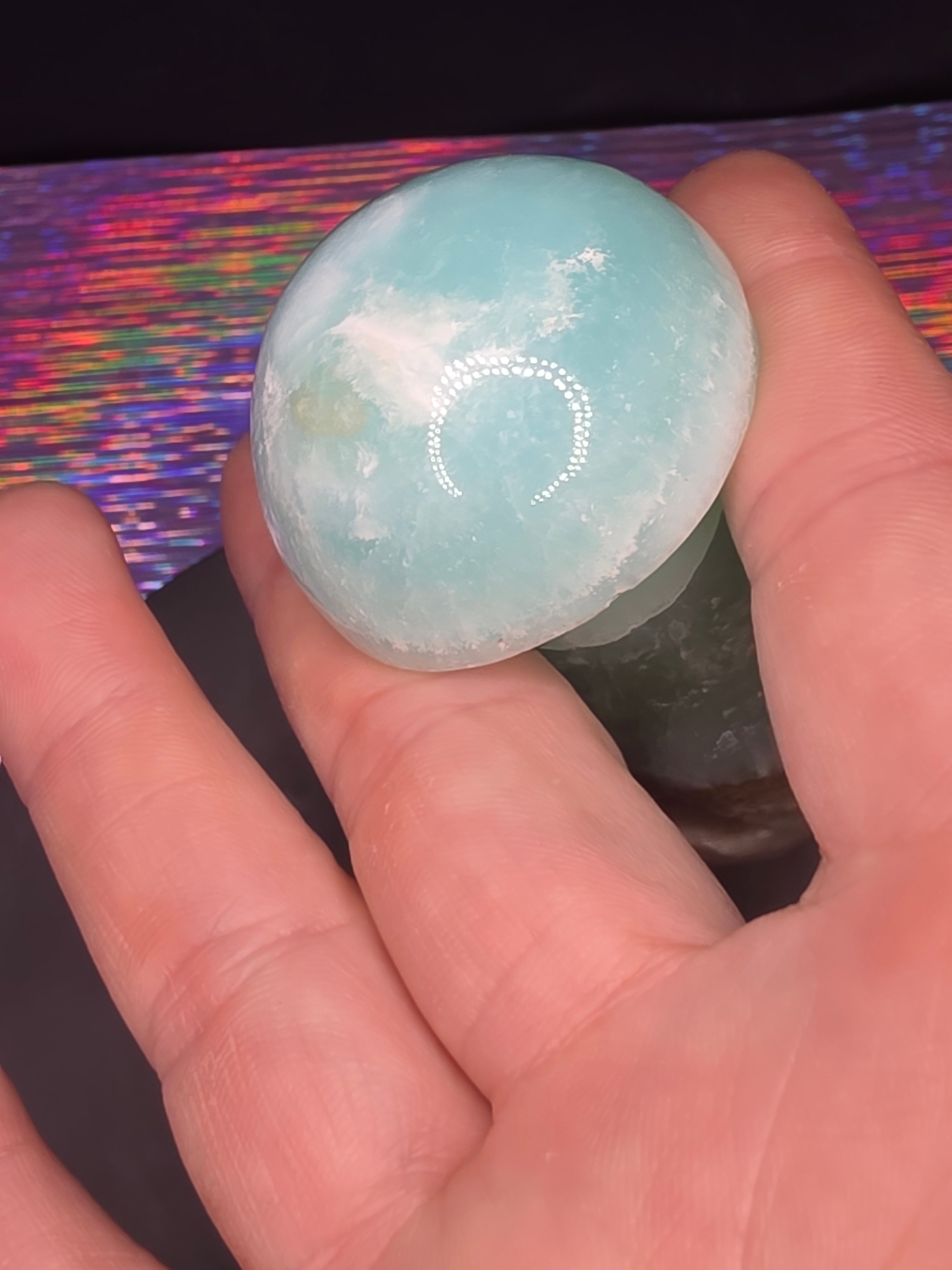🍄 Caribbean Calcite Mushroom Carving C